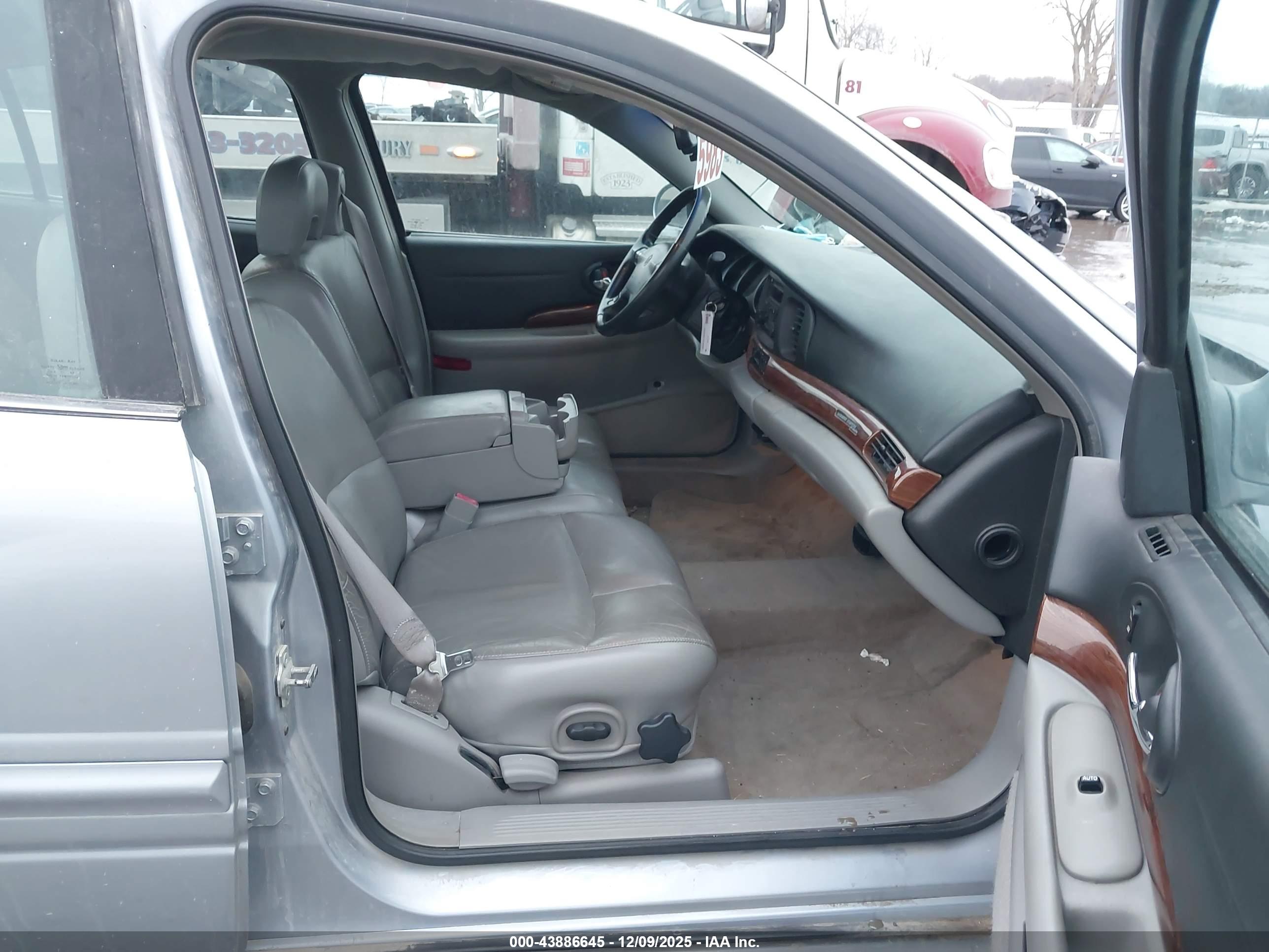 BUICK LESABRE image 5