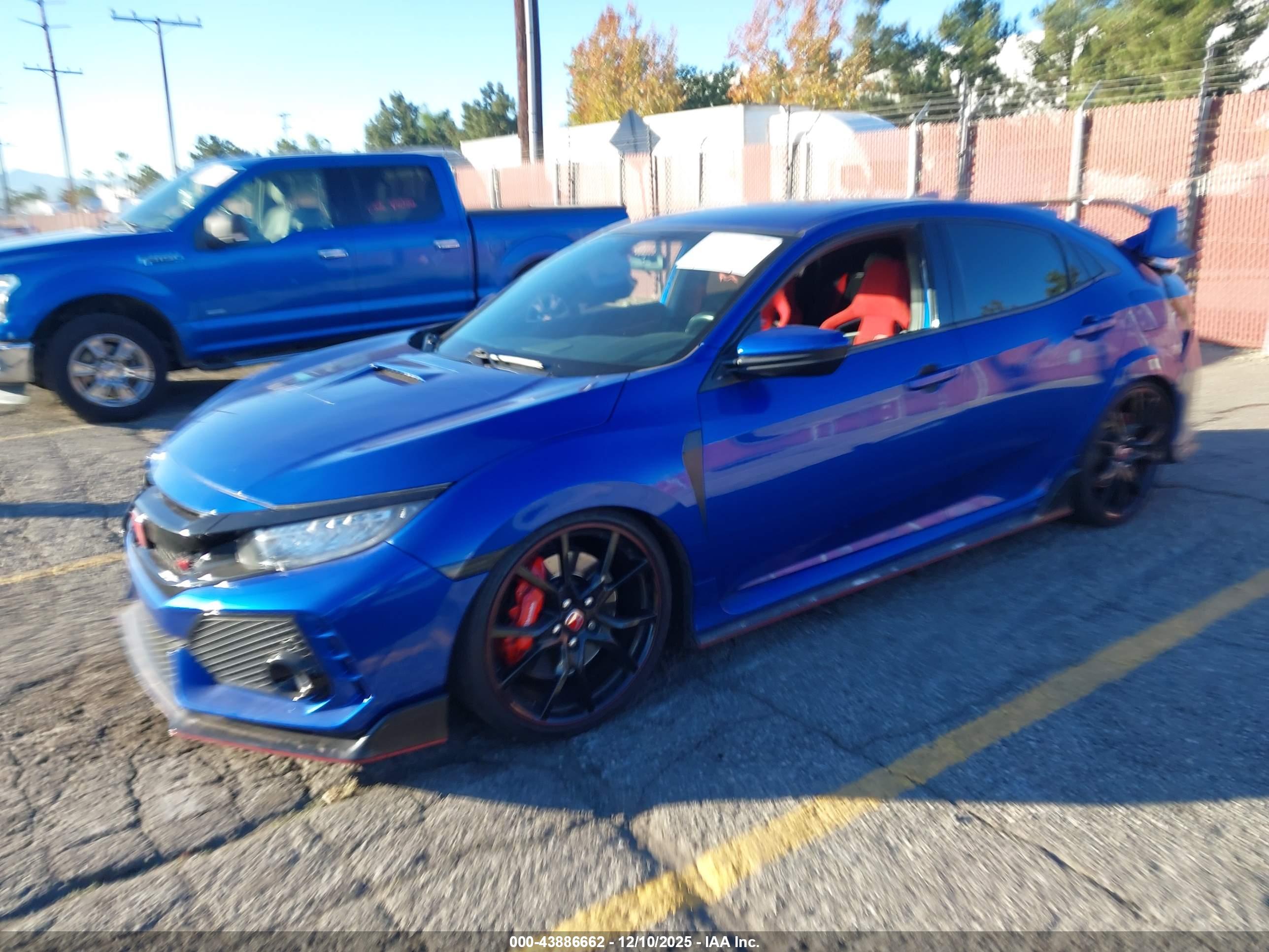HONDA CIVIC image 2
