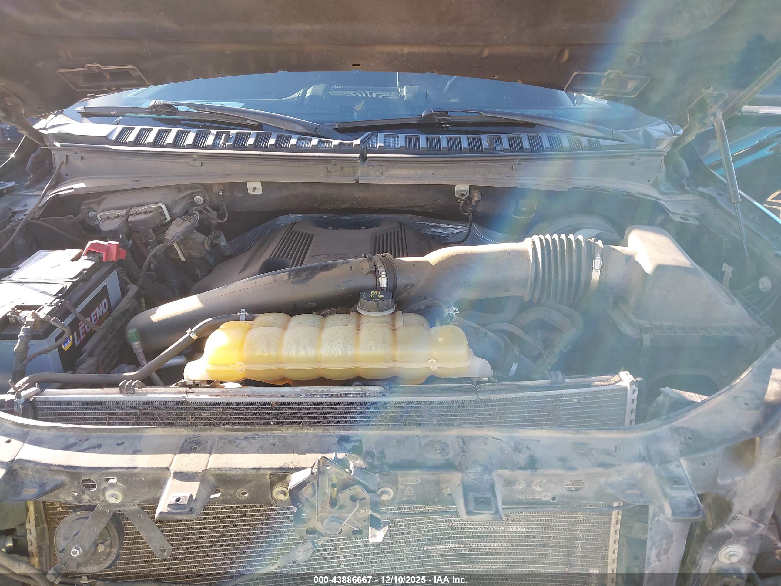 FORD EXPEDITION image 10