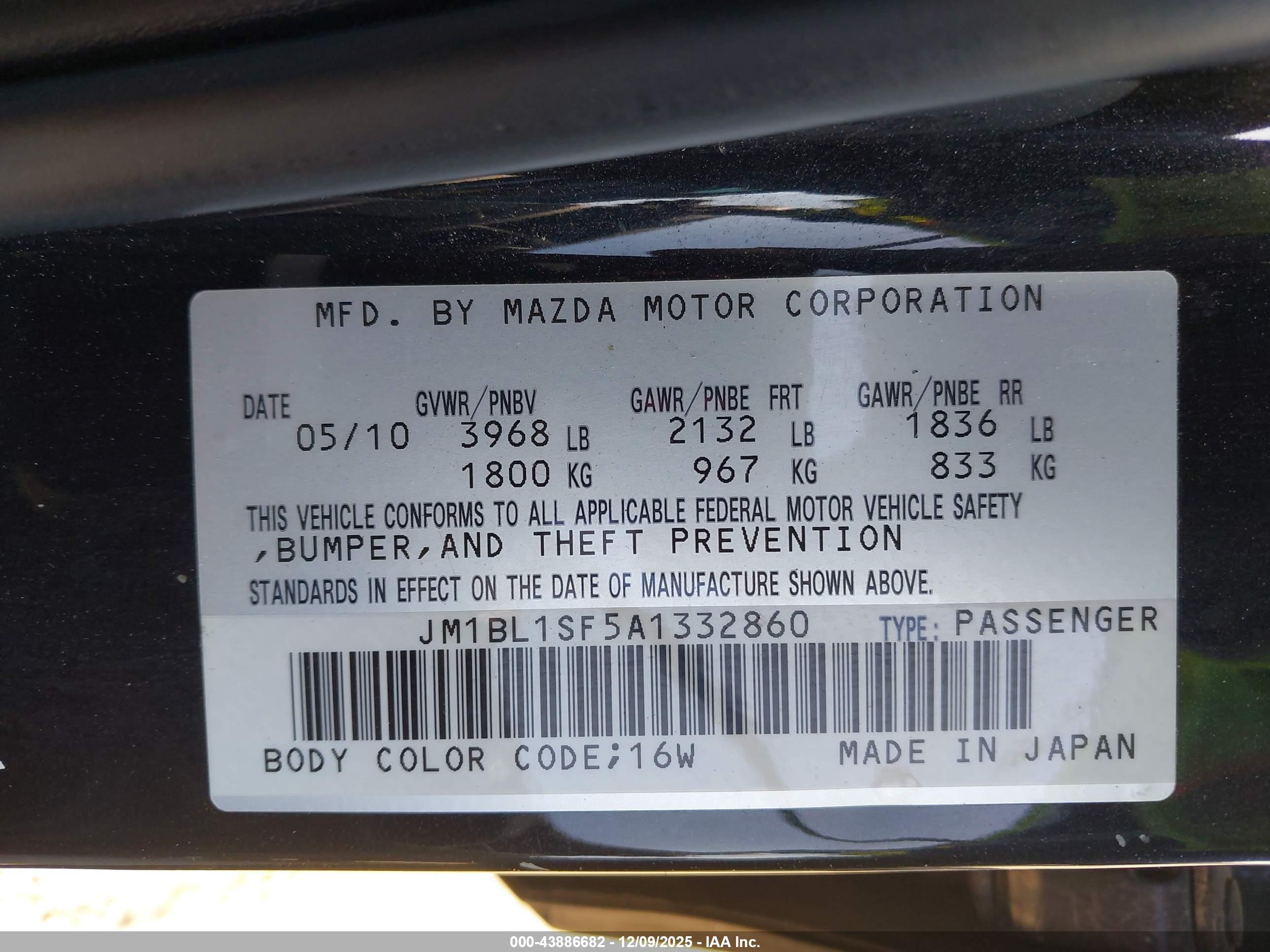 MAZDA MAZDA3 image 9