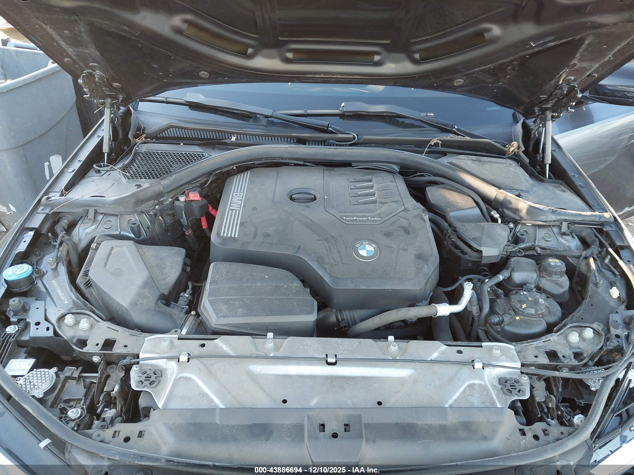 BMW 330I image 10