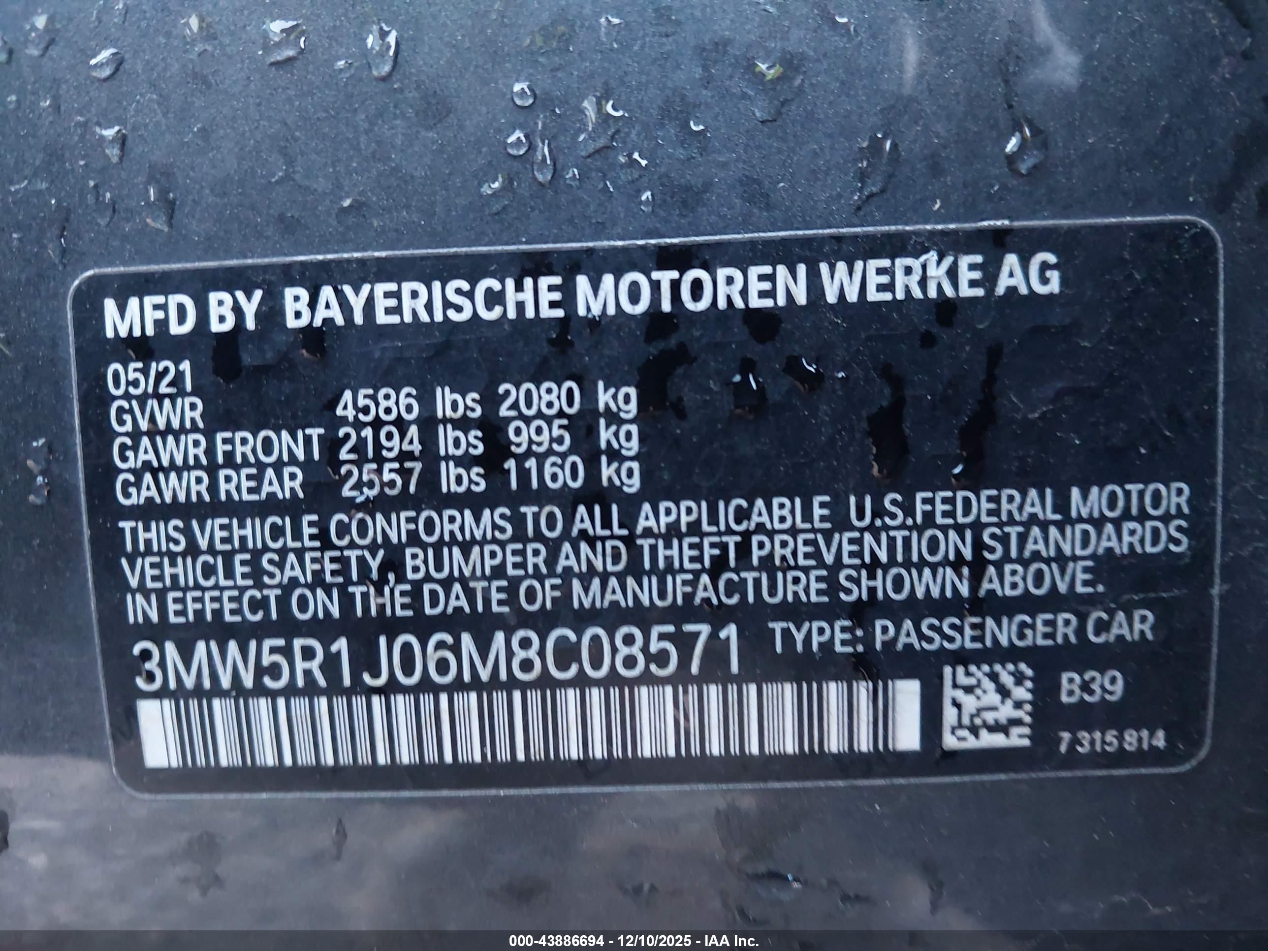 BMW 330I image 9