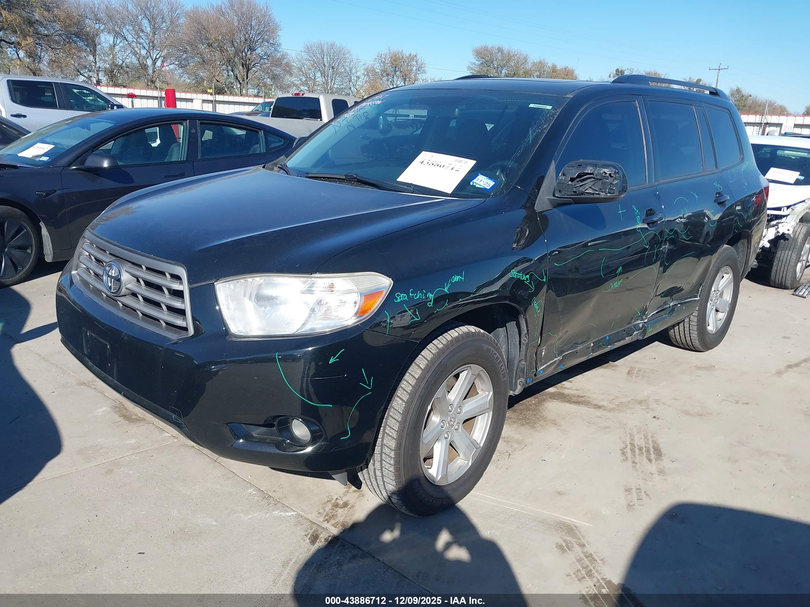 TOYOTA HIGHLANDER image 2
