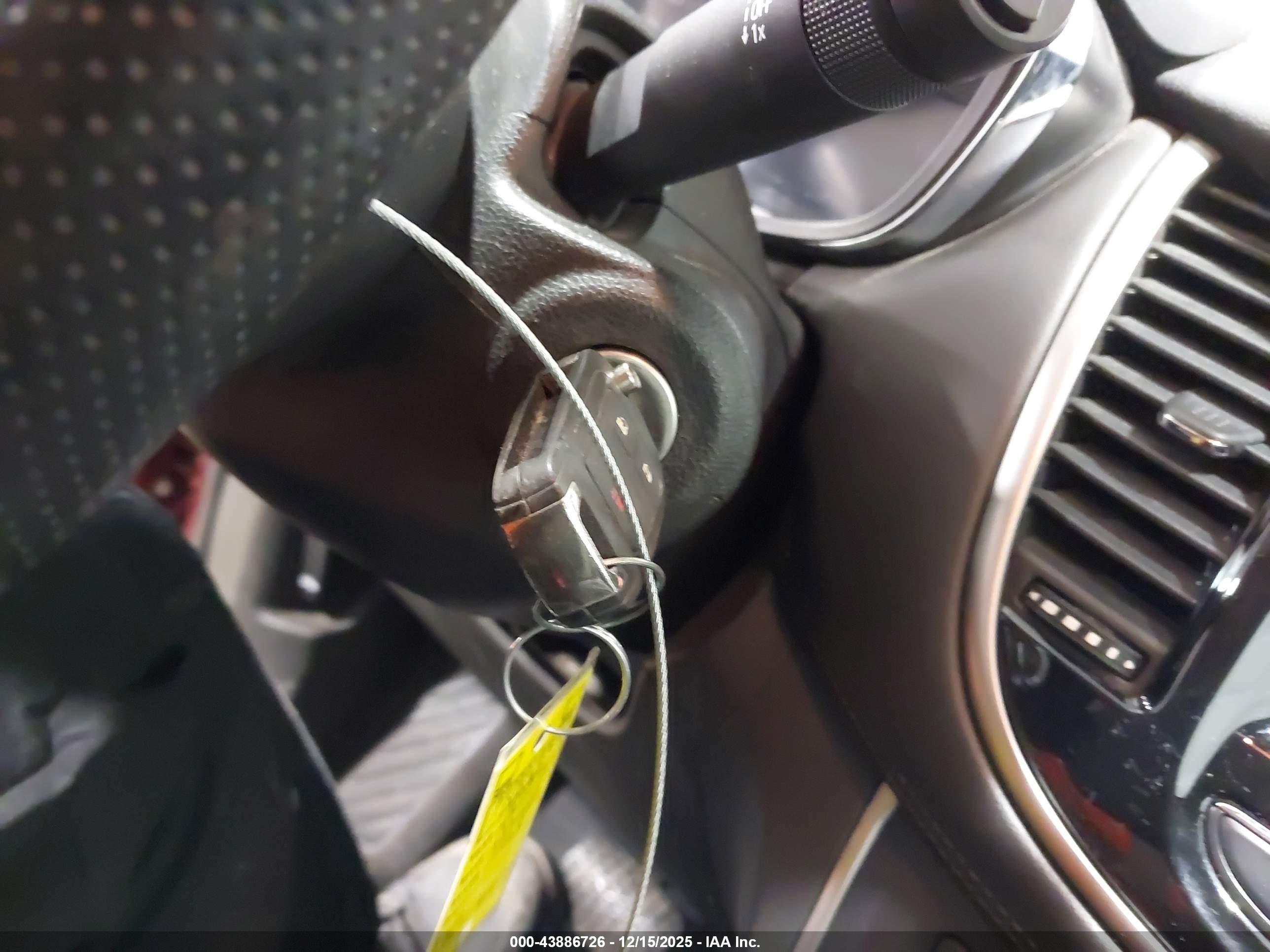 CHEVROLET TRAX image 11