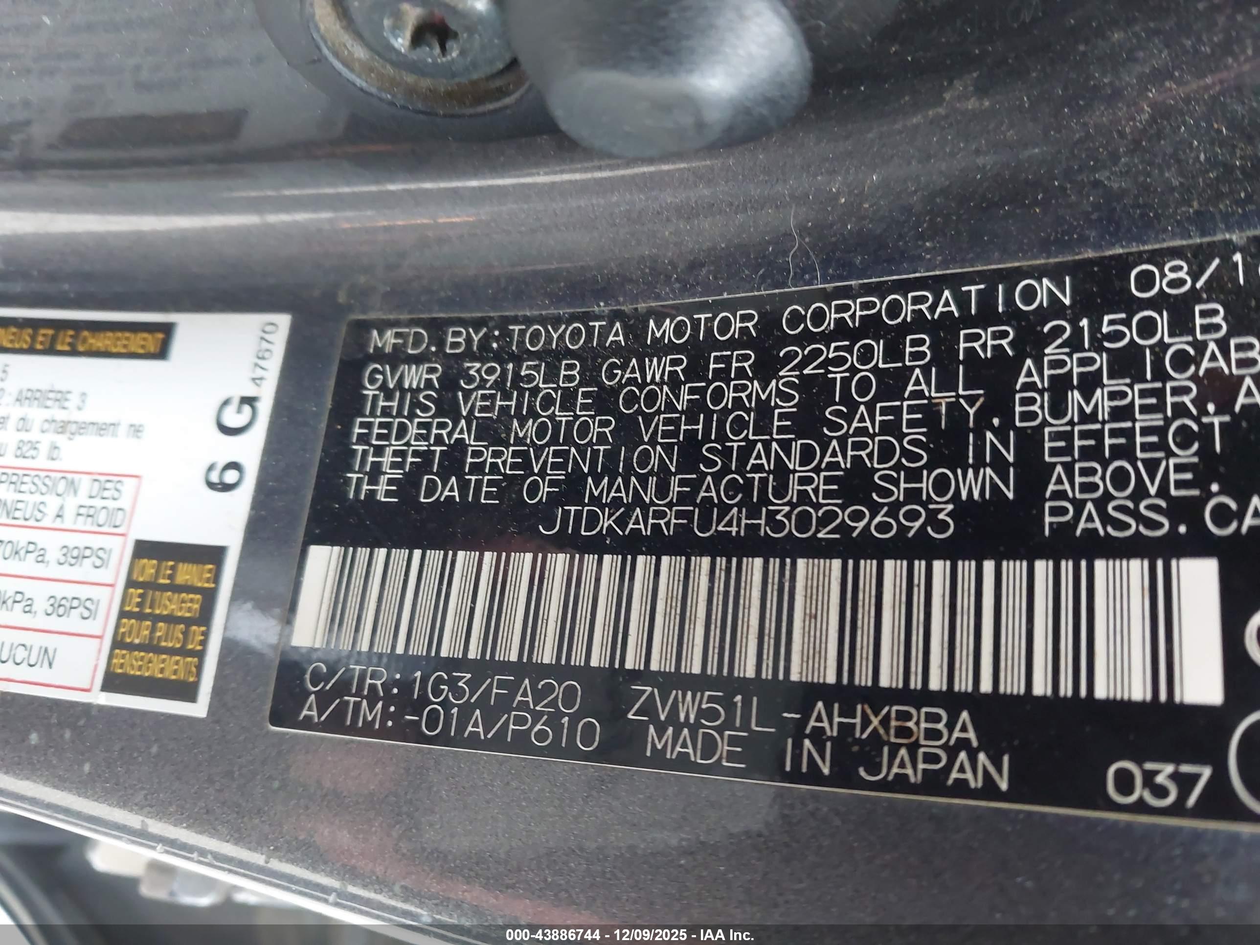 TOYOTA PRIUS image 9