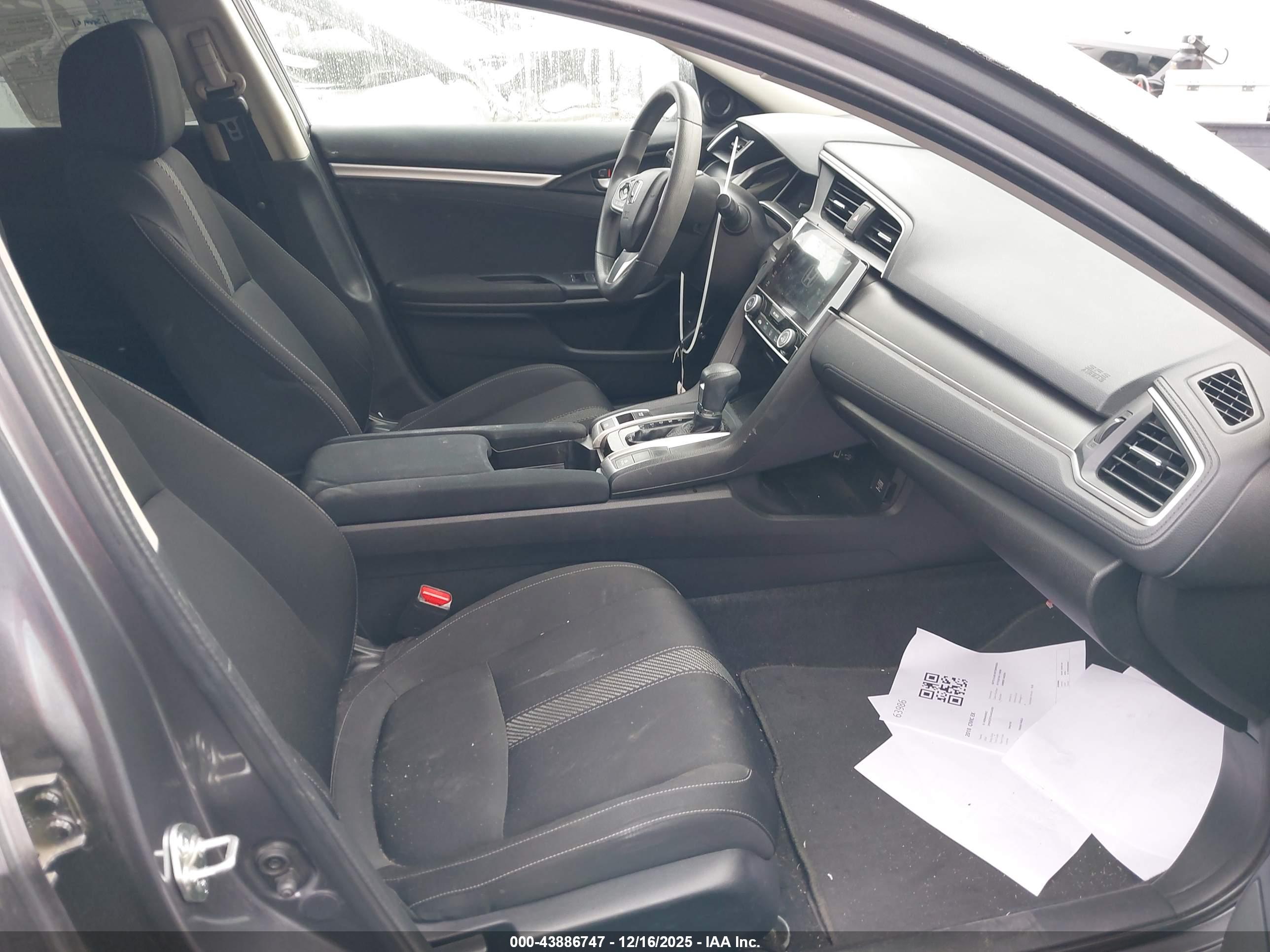 HONDA CIVIC image 5