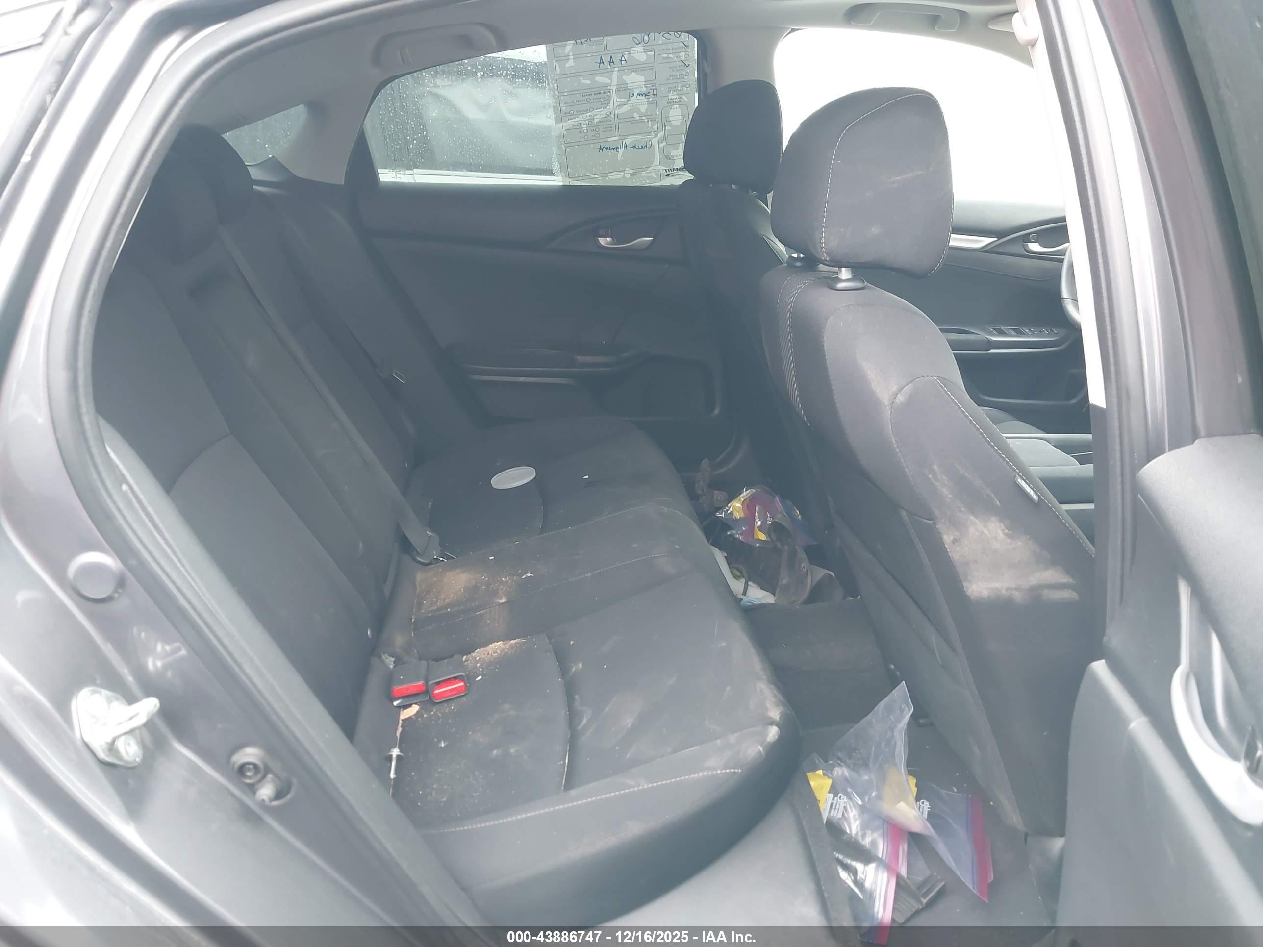 HONDA CIVIC image 8