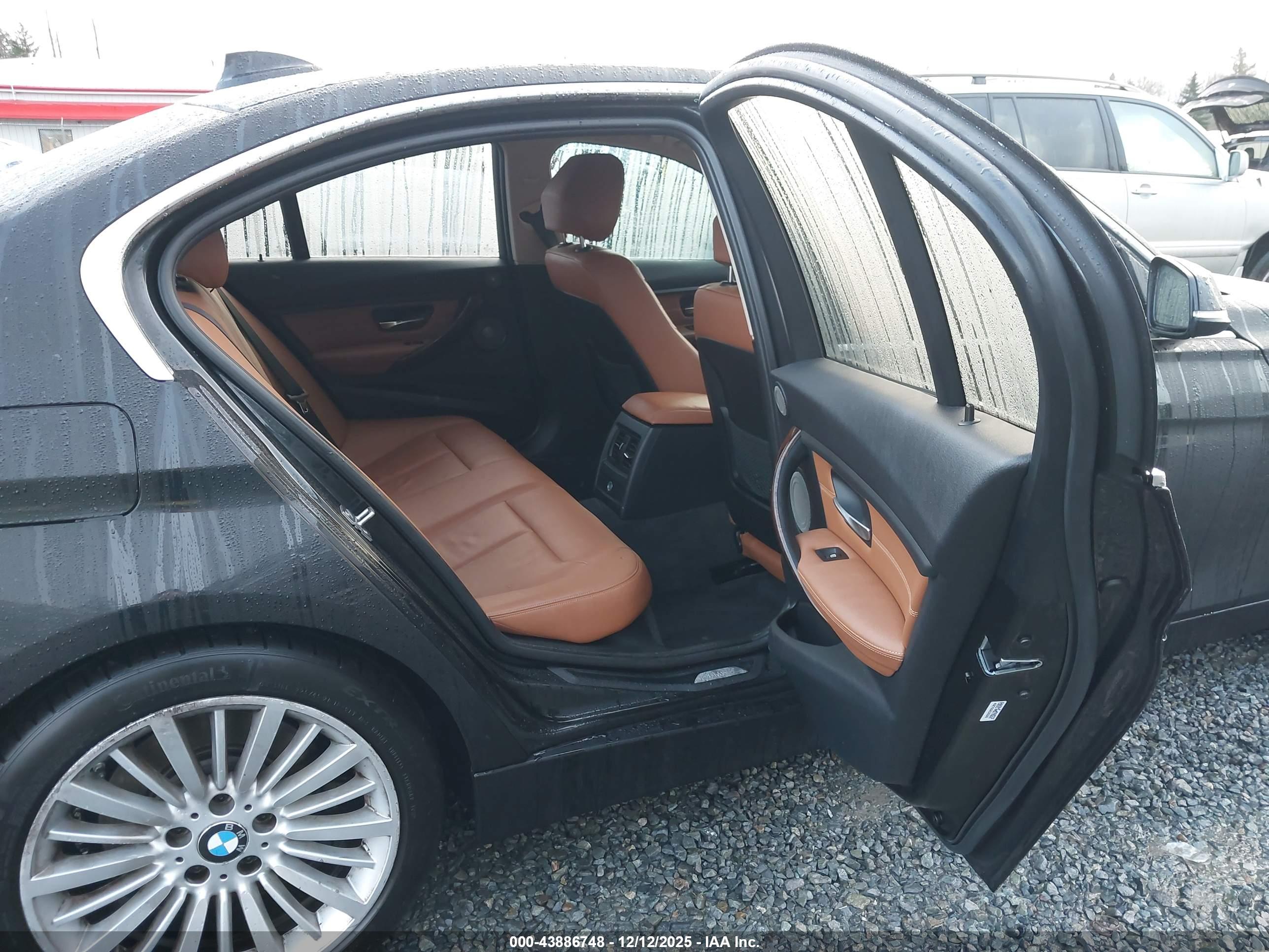 BMW 335I image 8