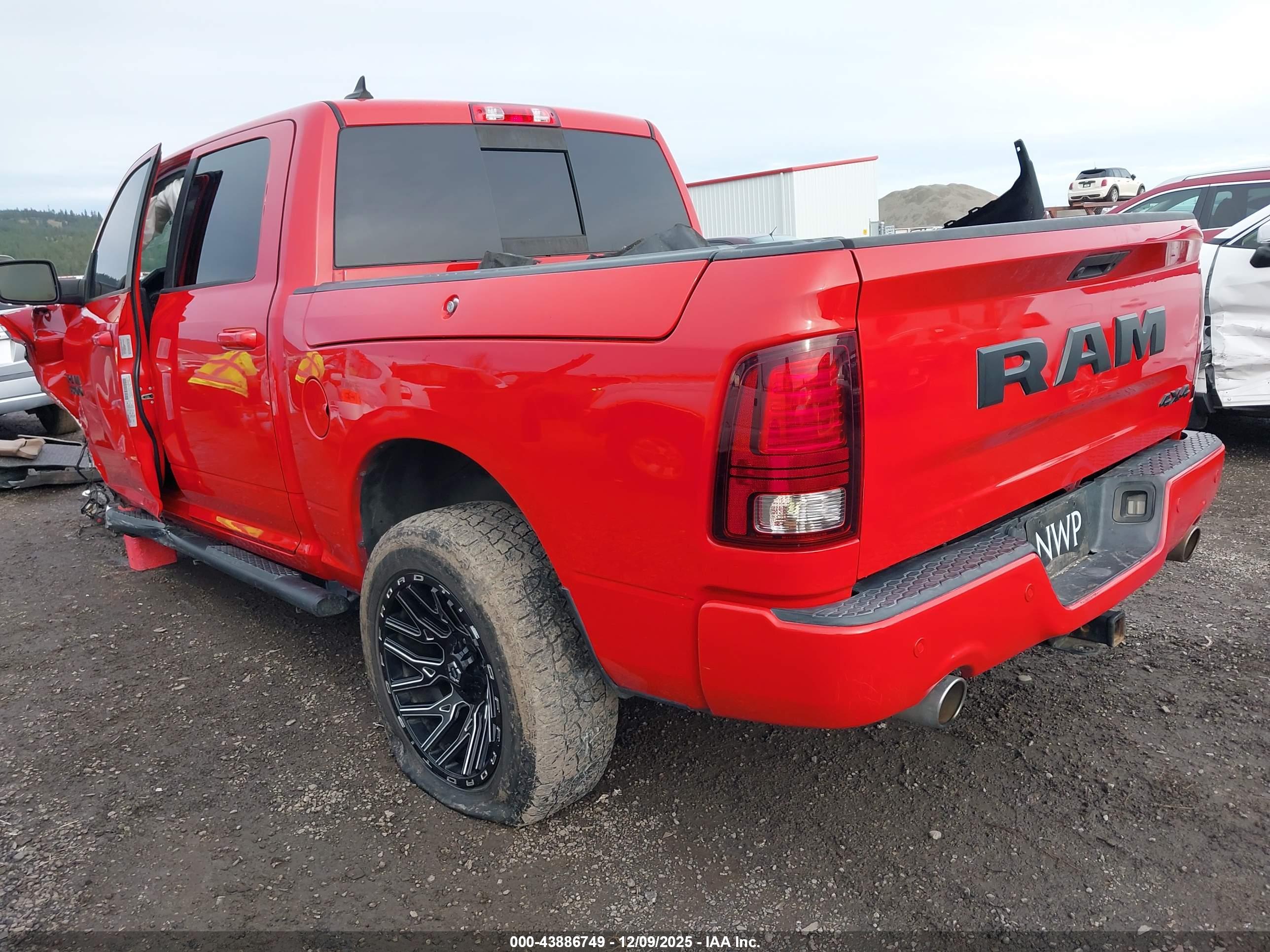 RAM 1500 image 3