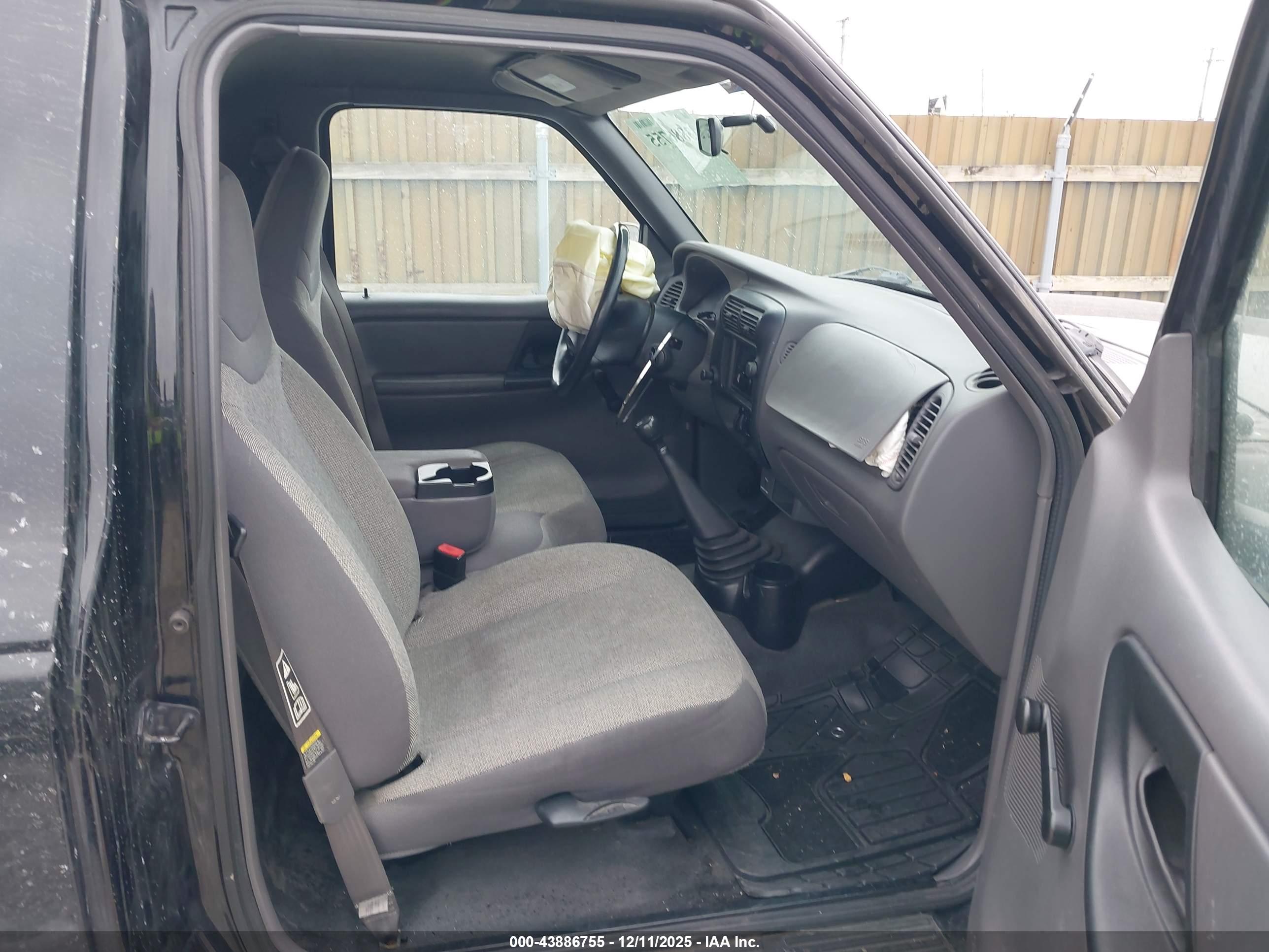 FORD RANGER image 5