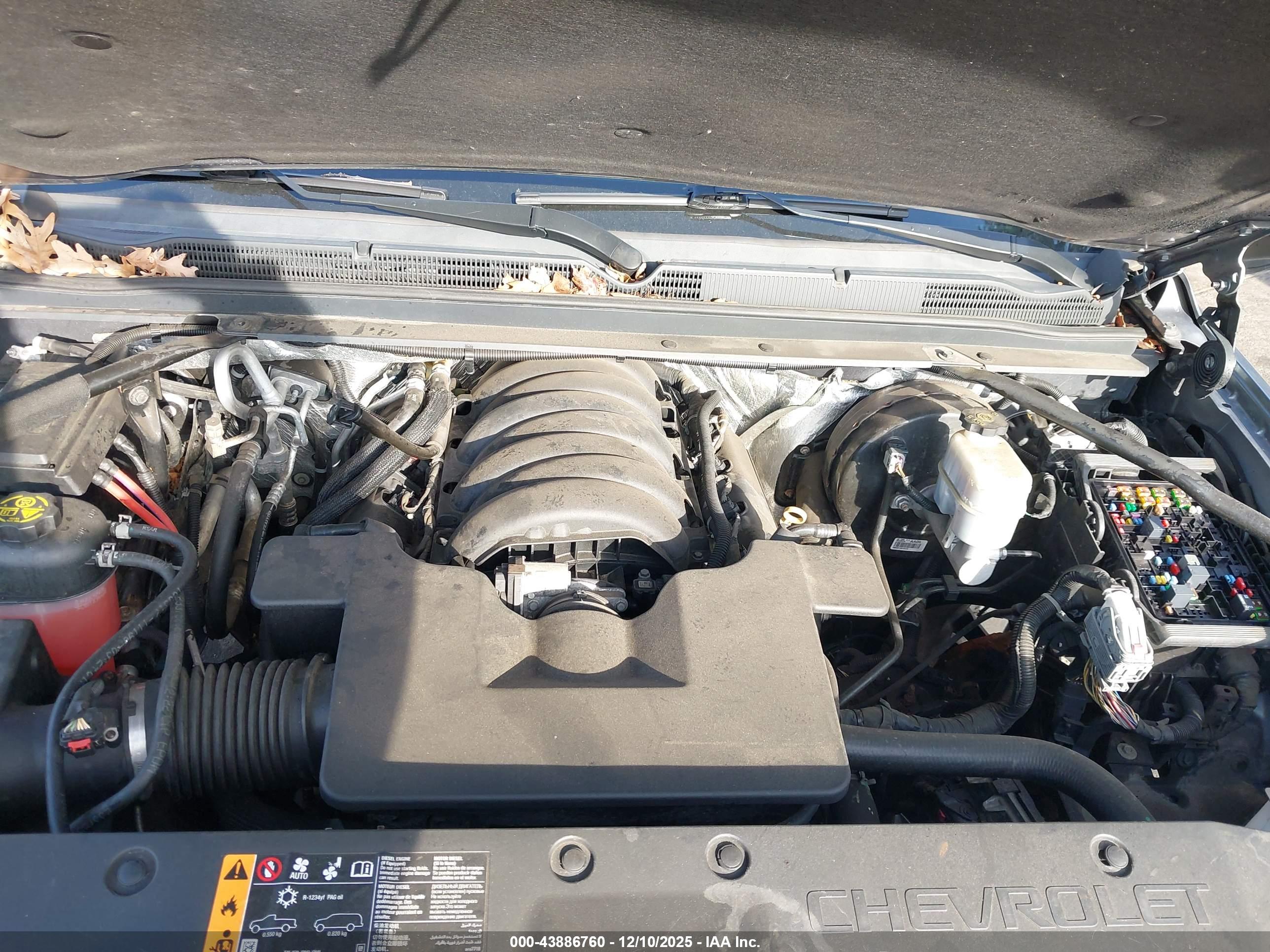 CHEVROLET TAHOE image 10