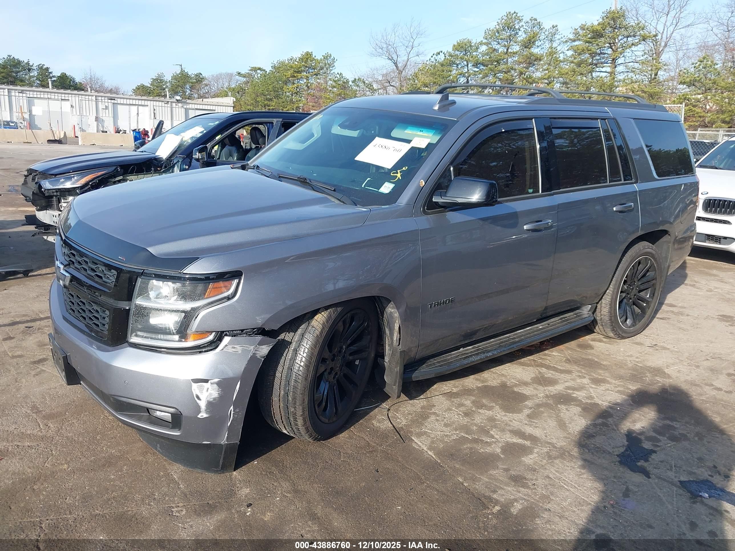 CHEVROLET TAHOE image 2
