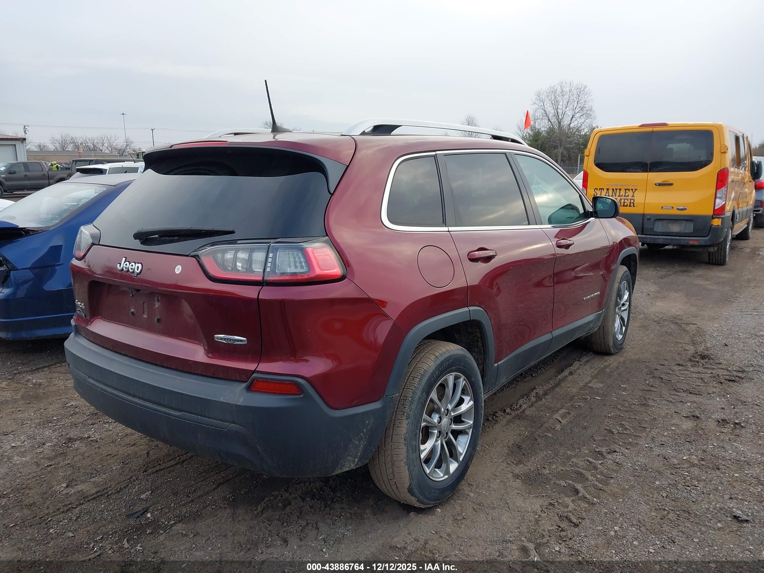 JEEP CHEROKEE image 4