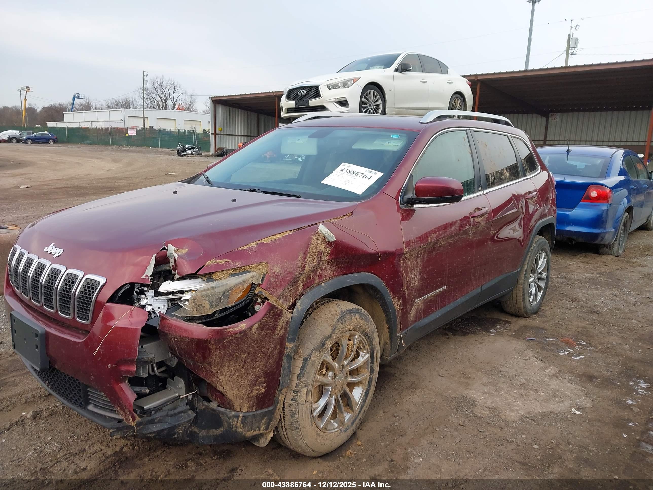 JEEP CHEROKEE image 6