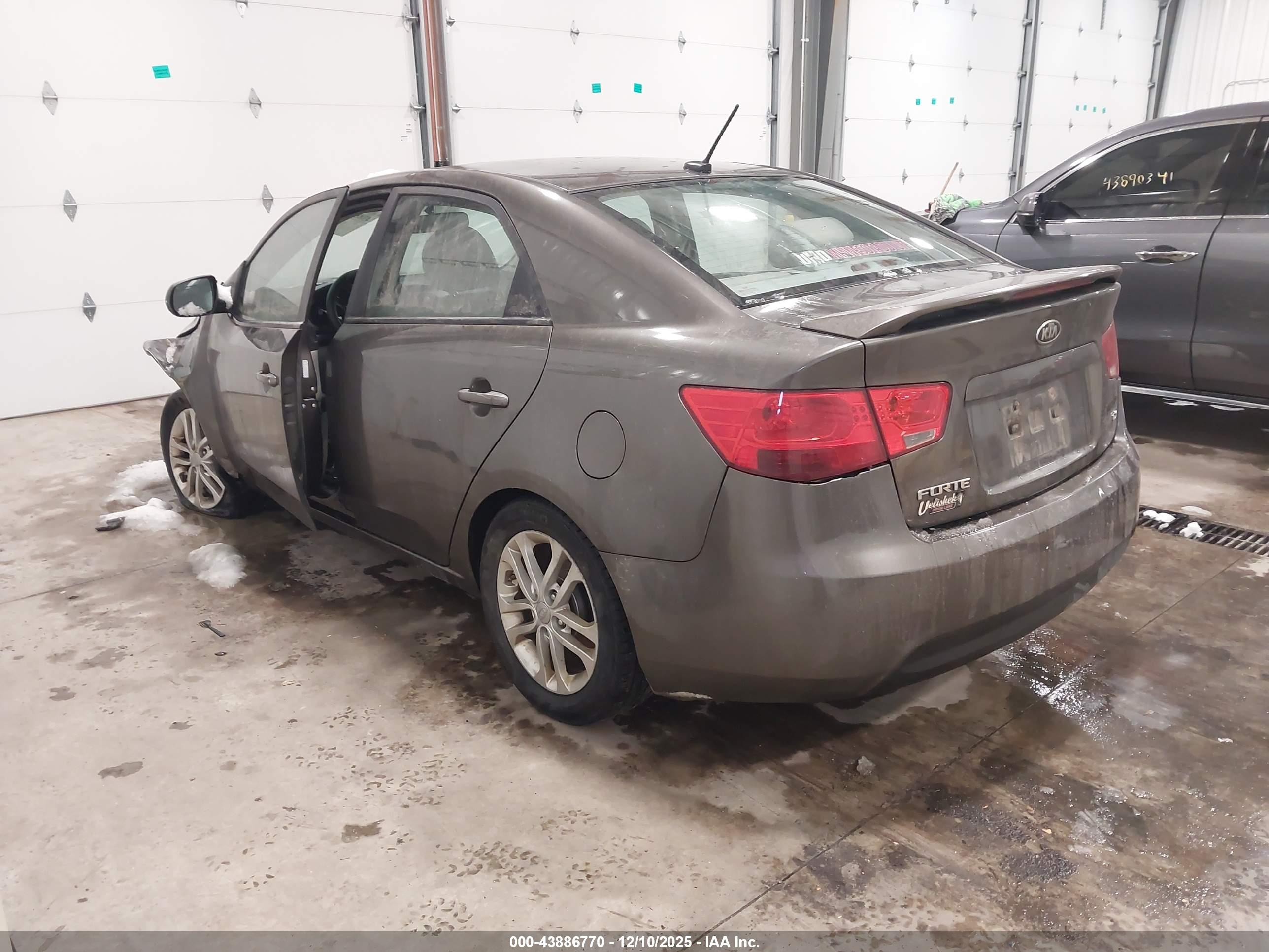 KIA FORTE image 3