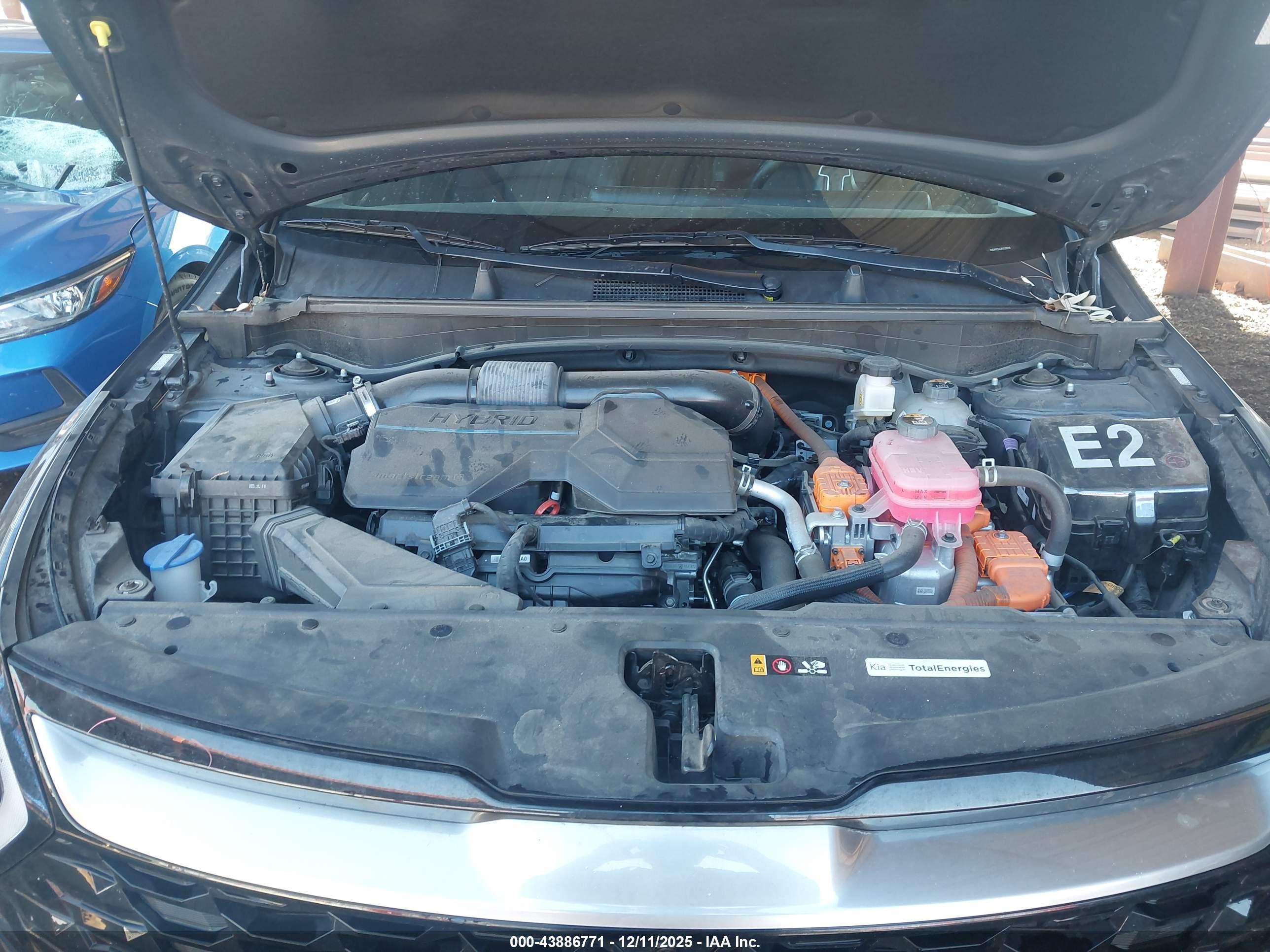 KIA SPORTAGE image 10