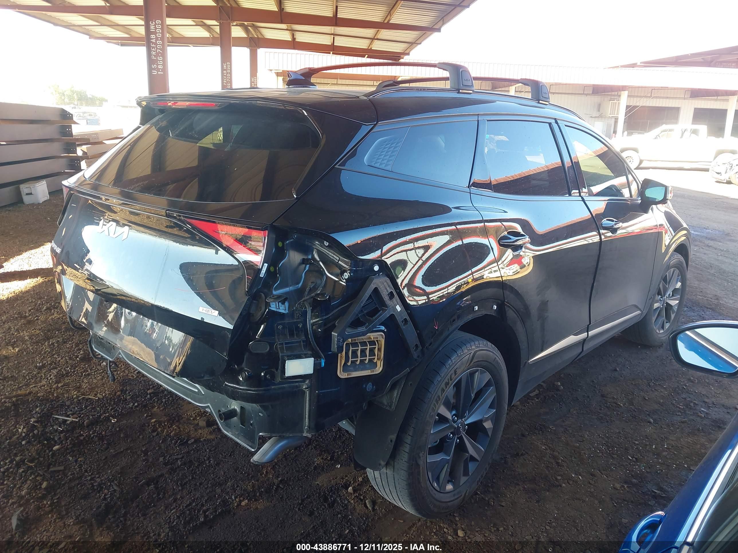 KIA SPORTAGE image 4