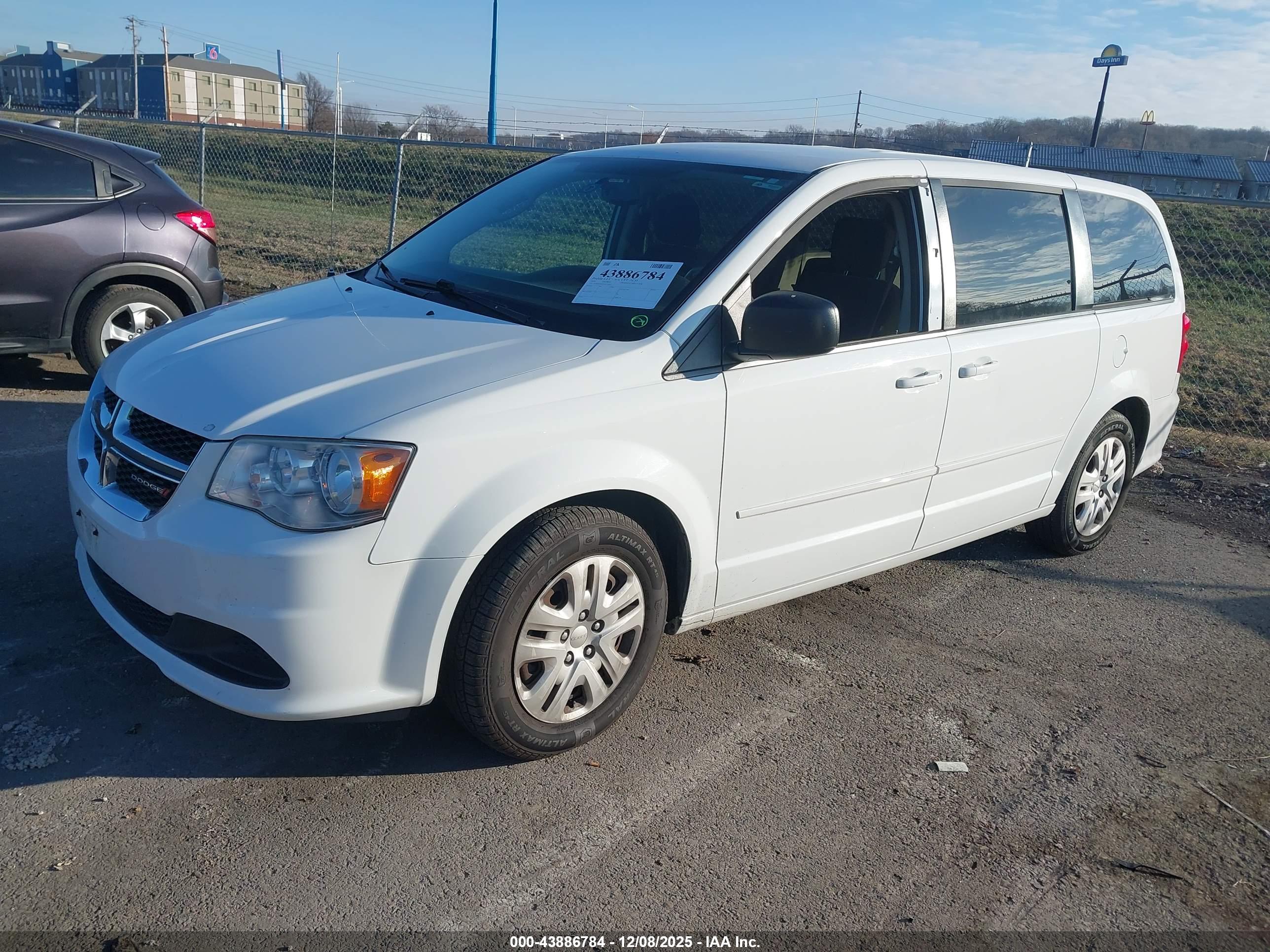 DODGE GRAND image 2