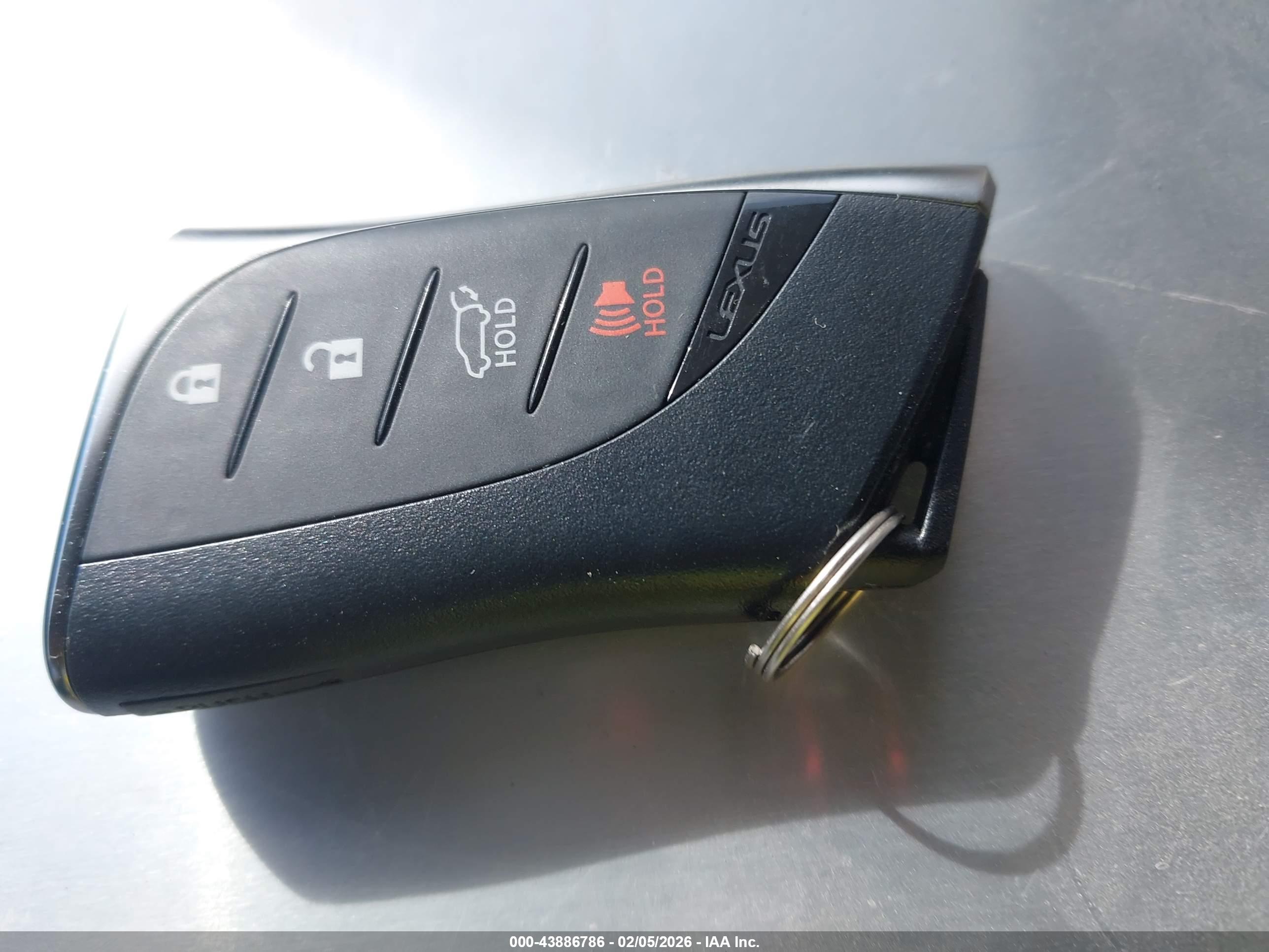 LEXUS NX image 11