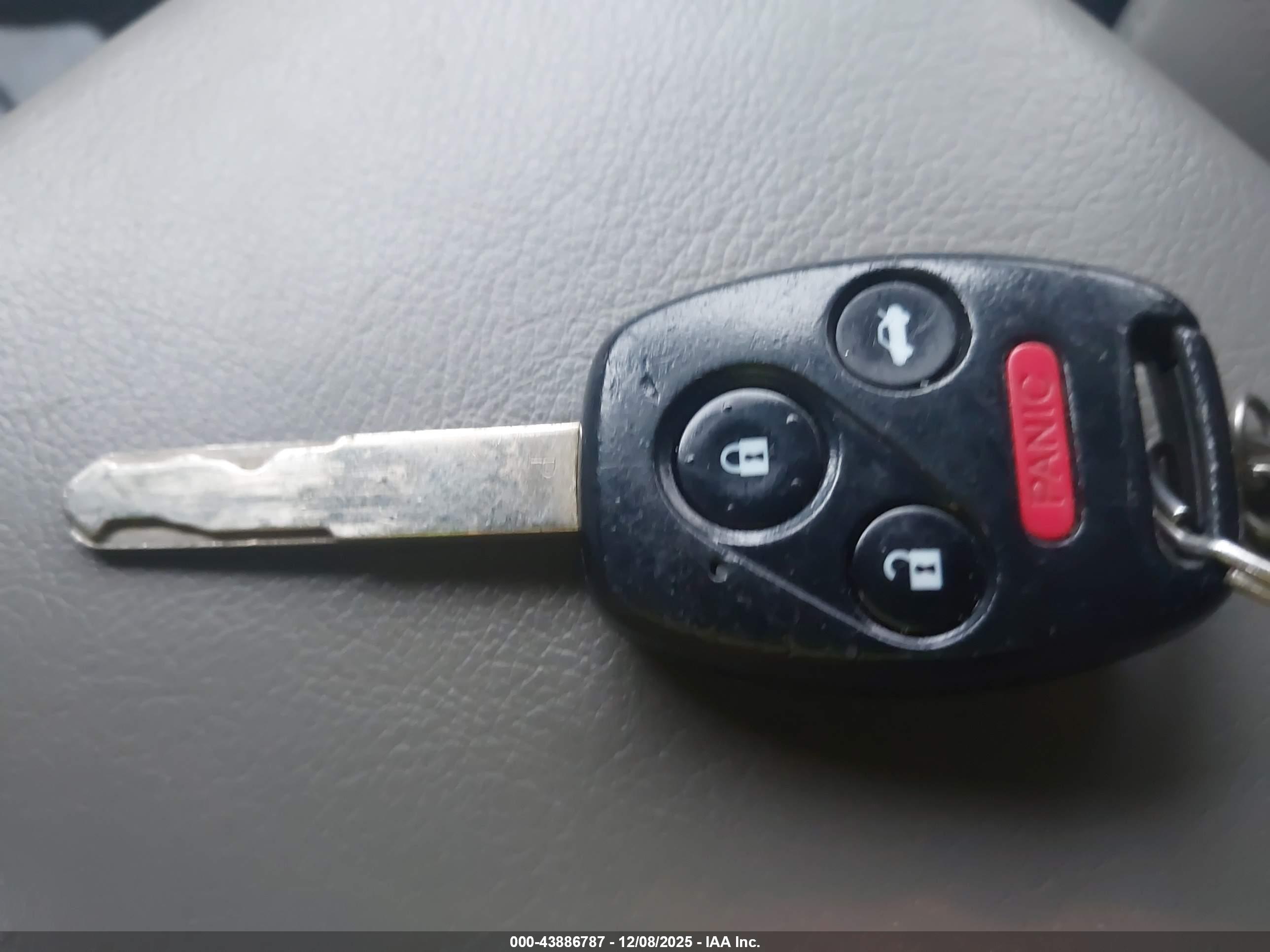 HONDA CIVIC image 11