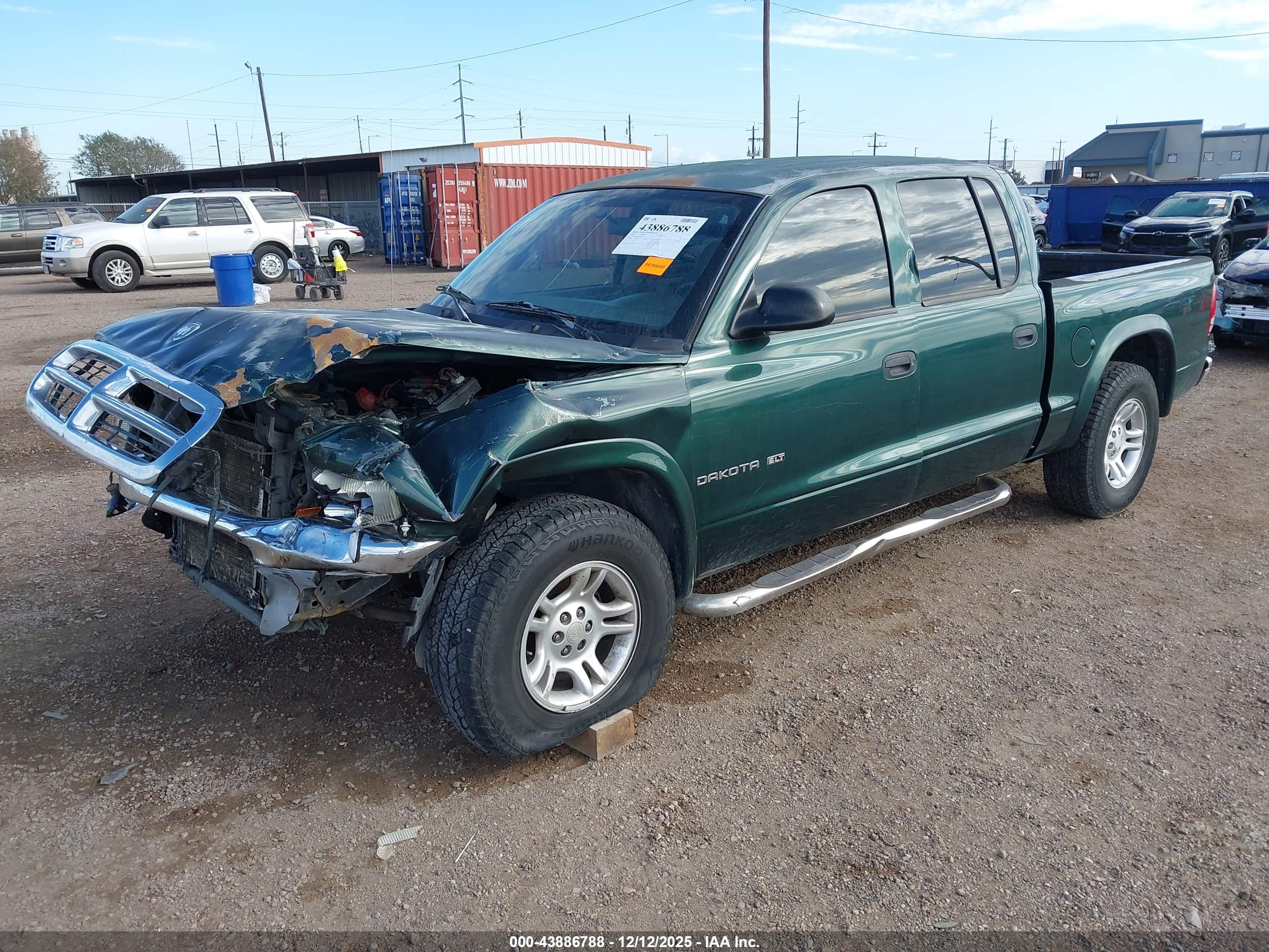 DODGE DAKOTA image 2