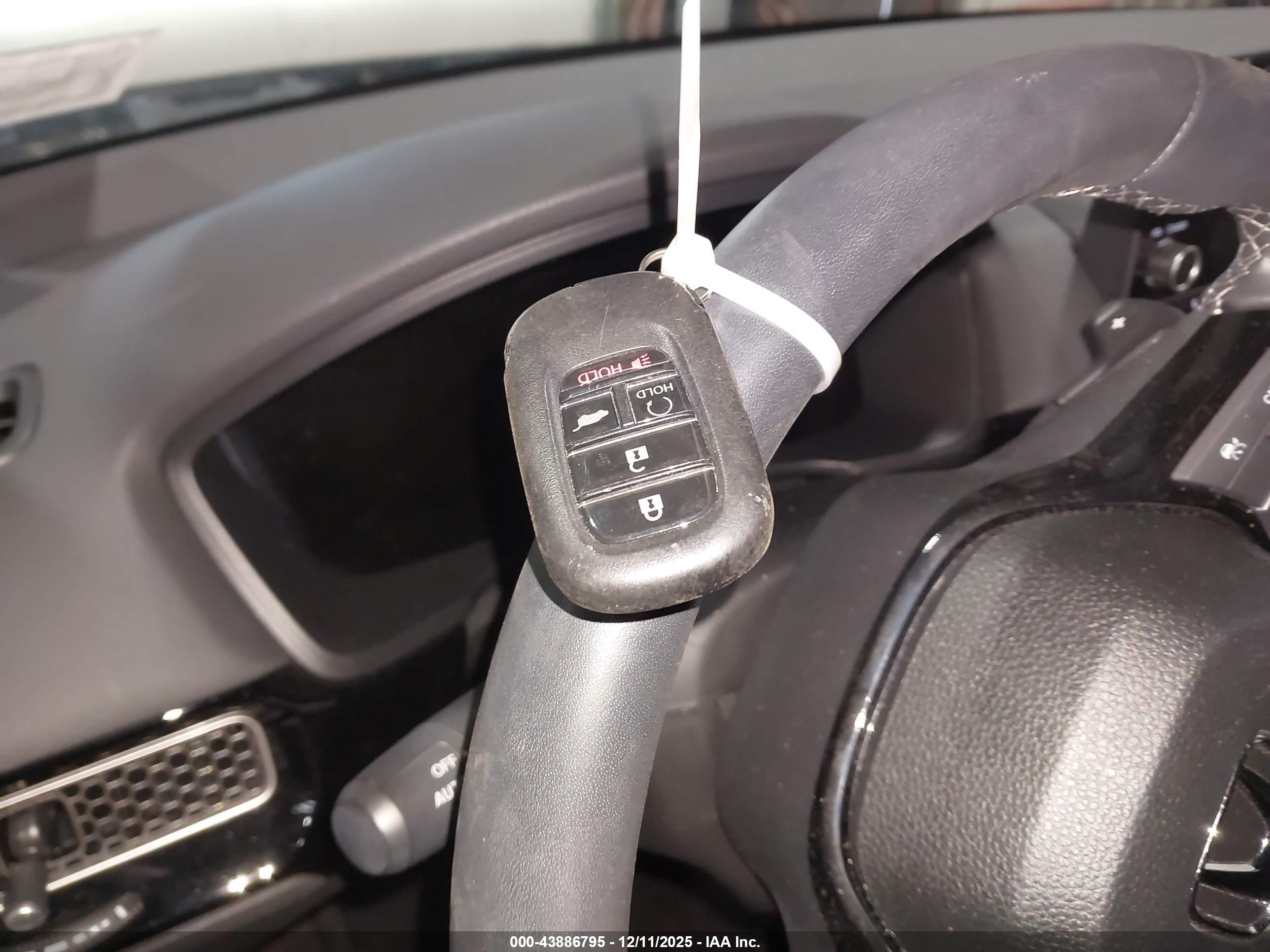 HONDA CIVIC image 11
