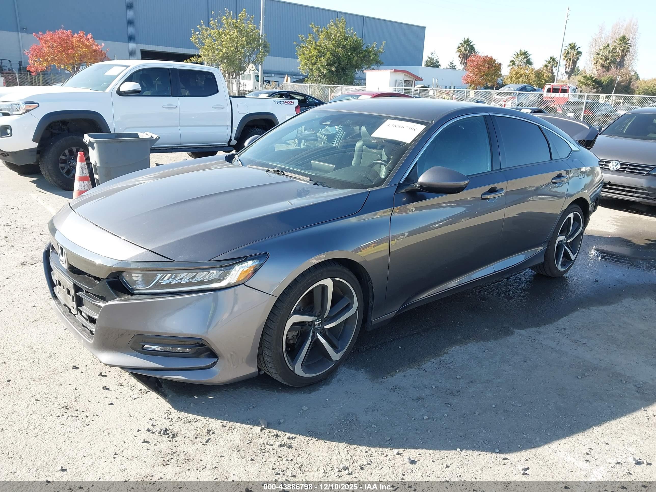 HONDA ACCORD image 2