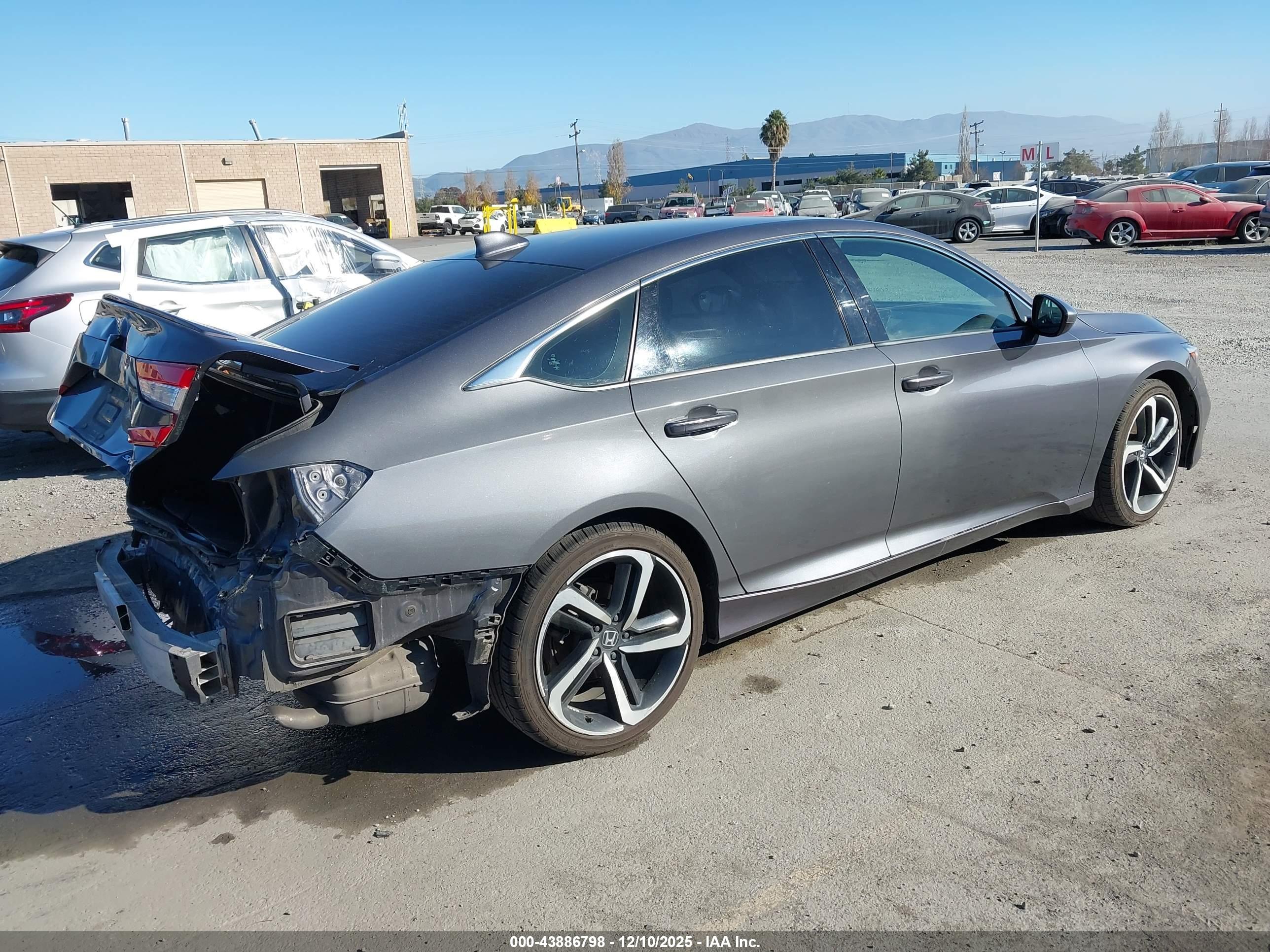 HONDA ACCORD image 4