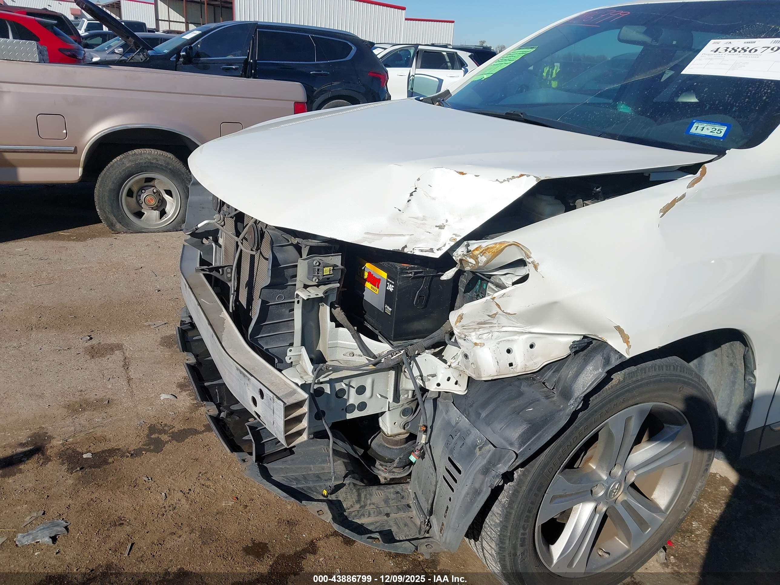 TOYOTA HIGHLANDER image 6