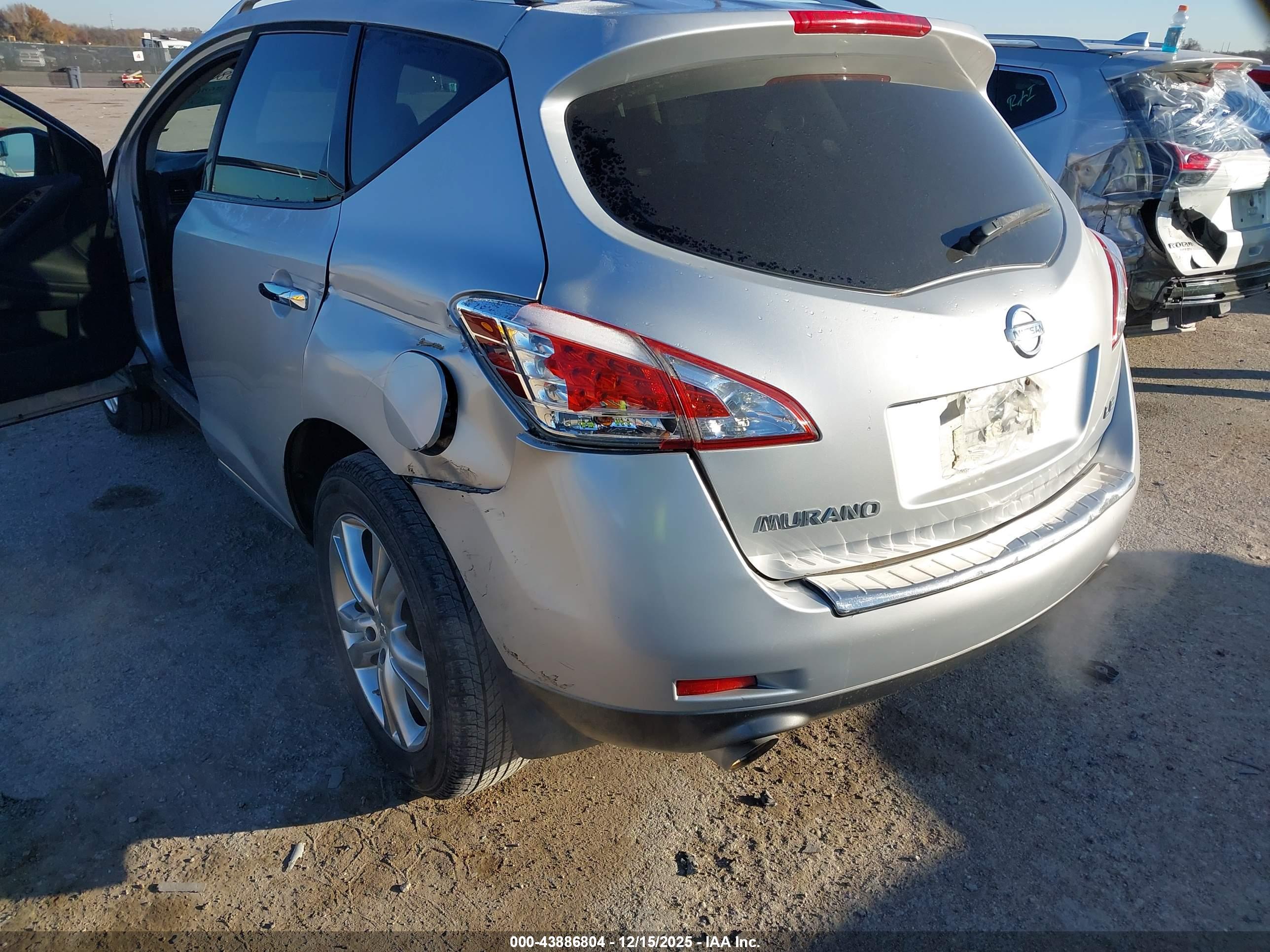 NISSAN MURANO image 6