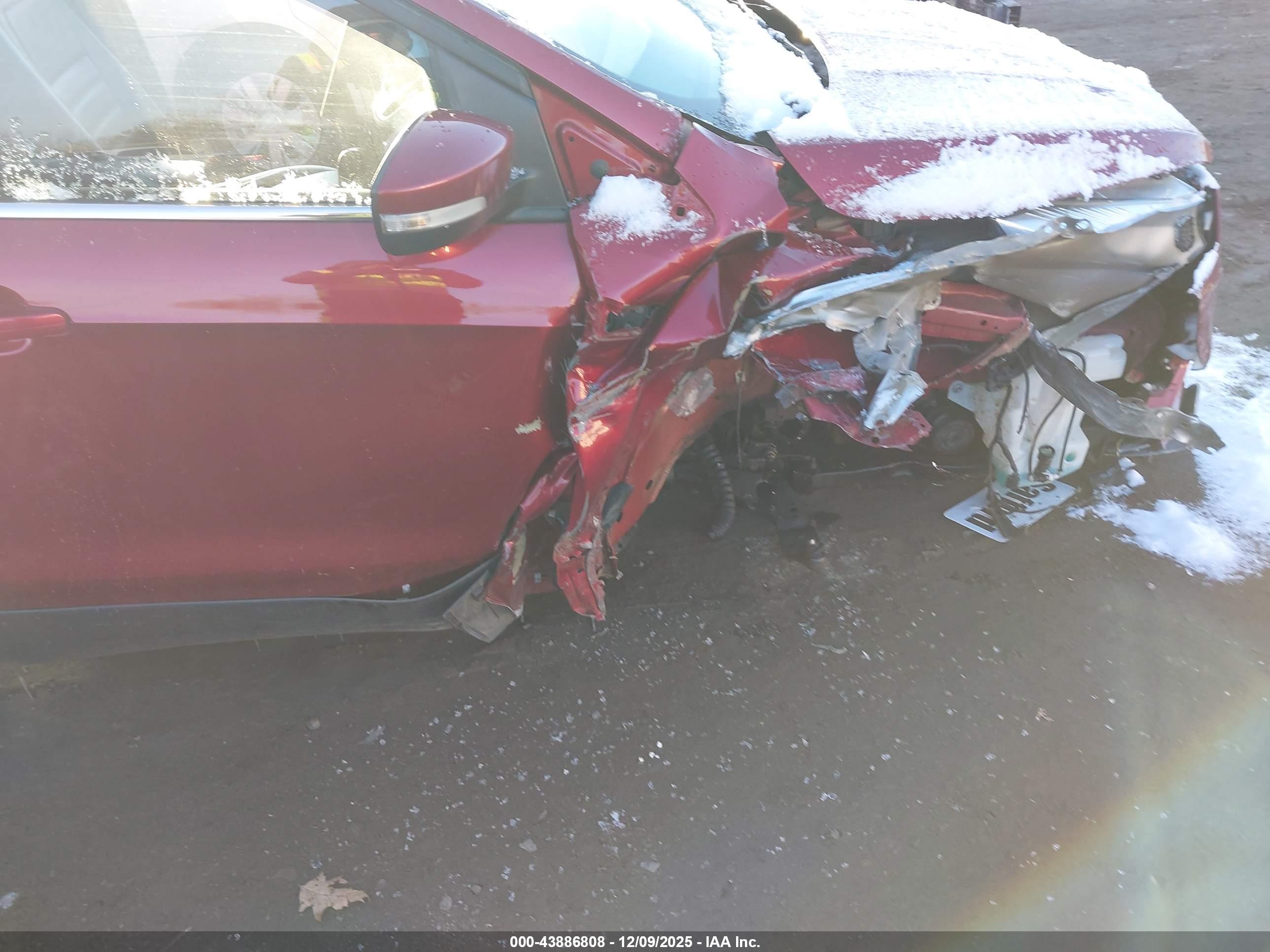 FORD ESCAPE image 6