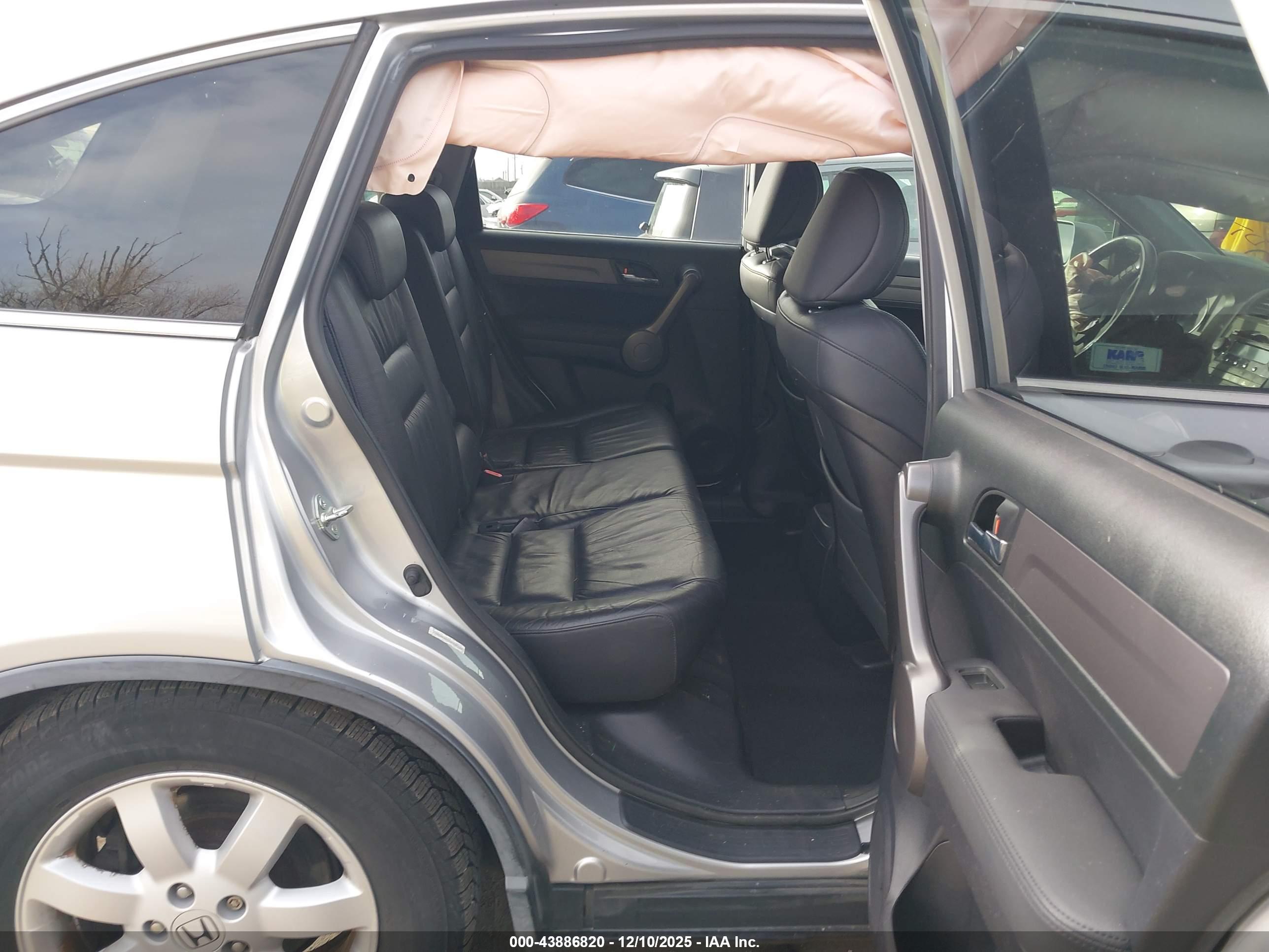 HONDA CR-V image 8