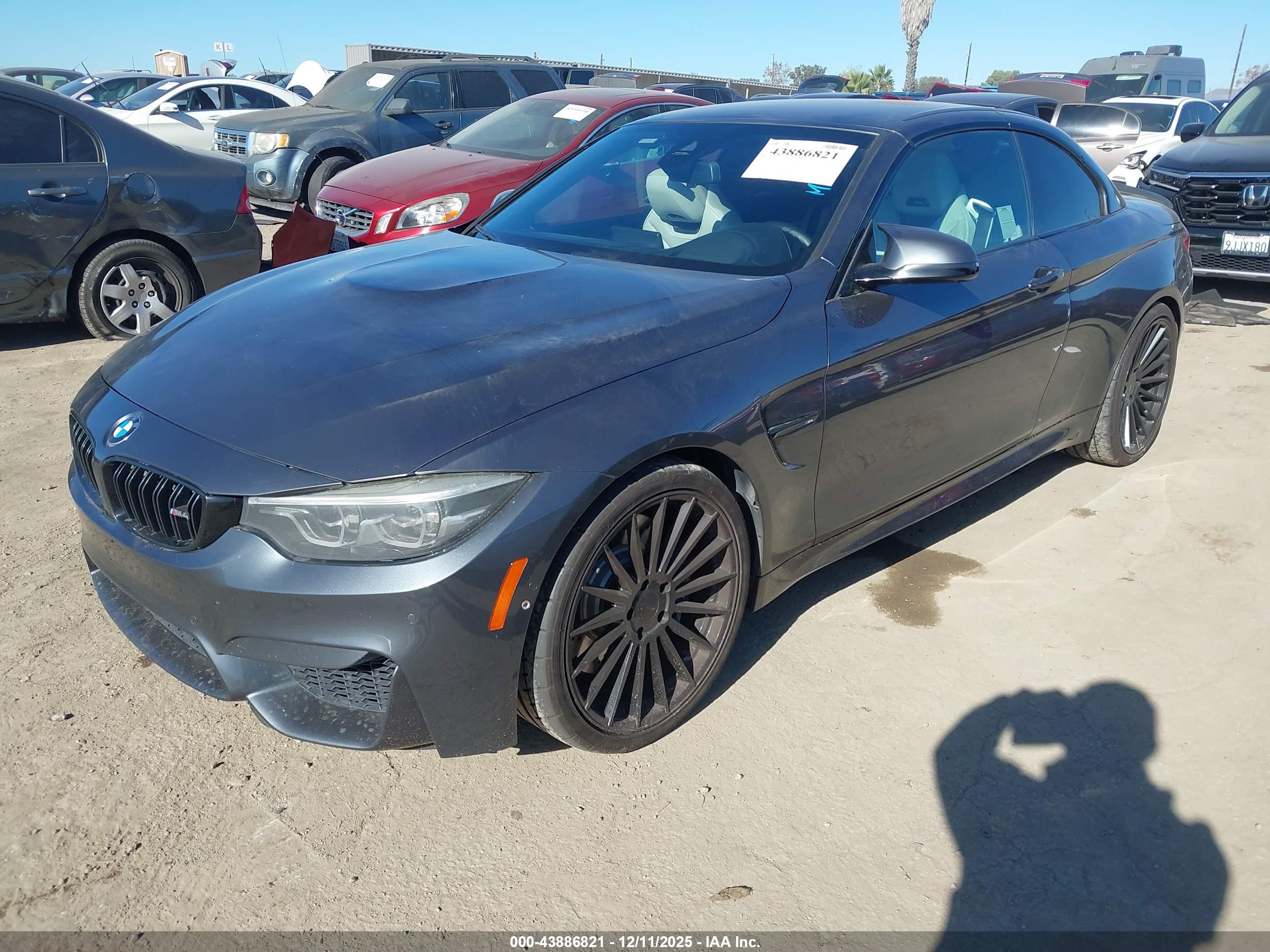 BMW M4 image 2