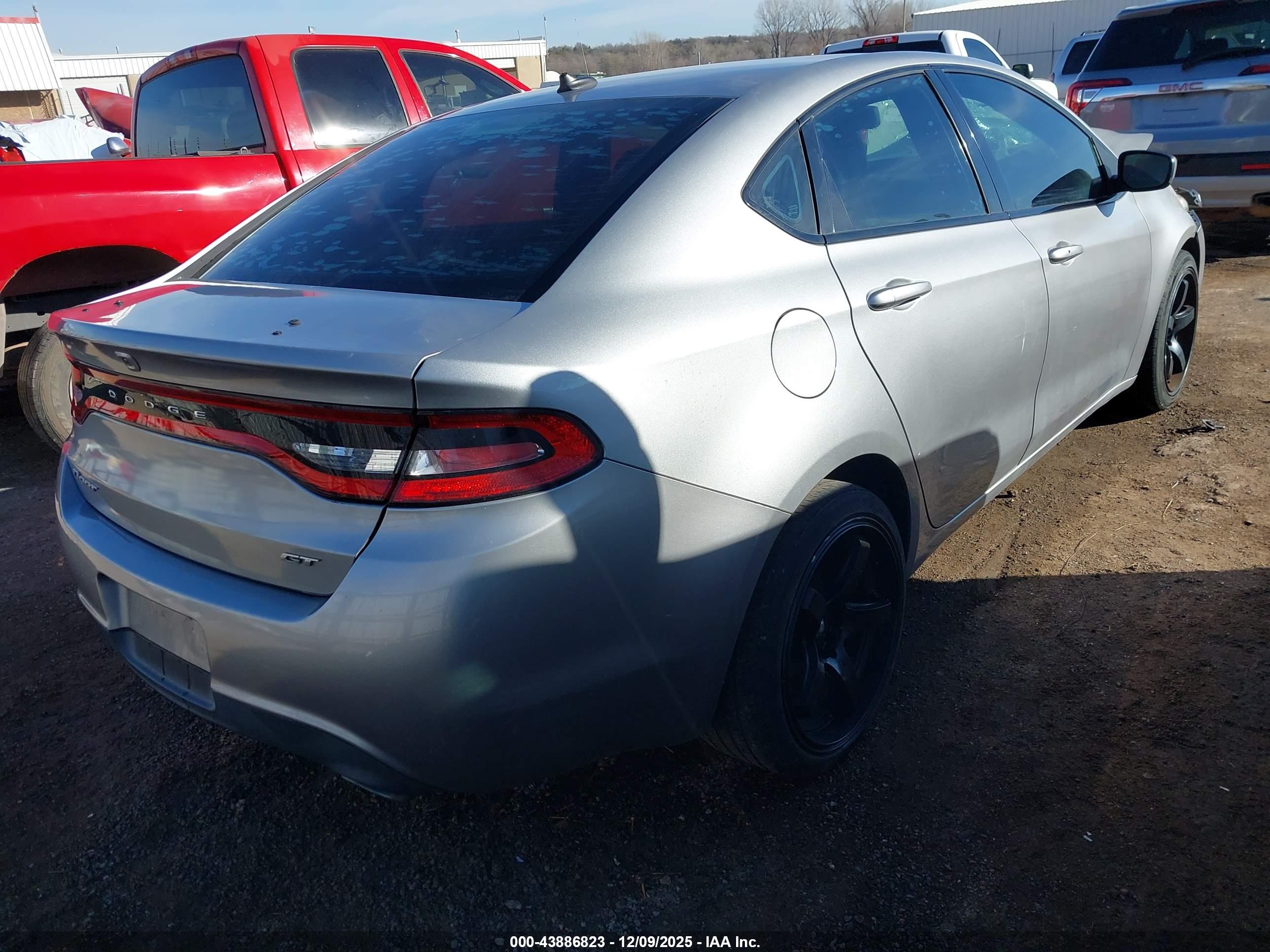 DODGE DART image 4
