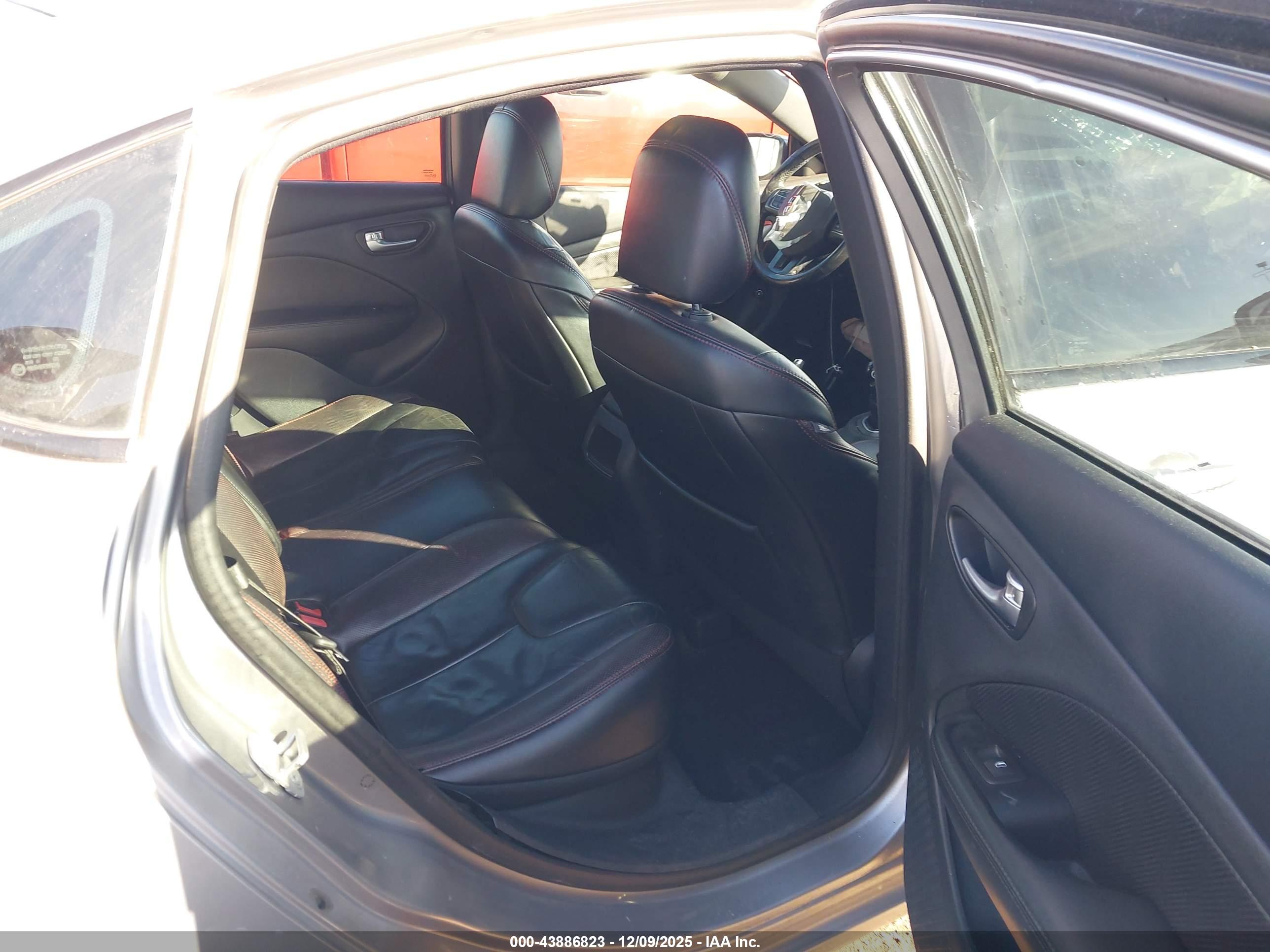 DODGE DART image 8