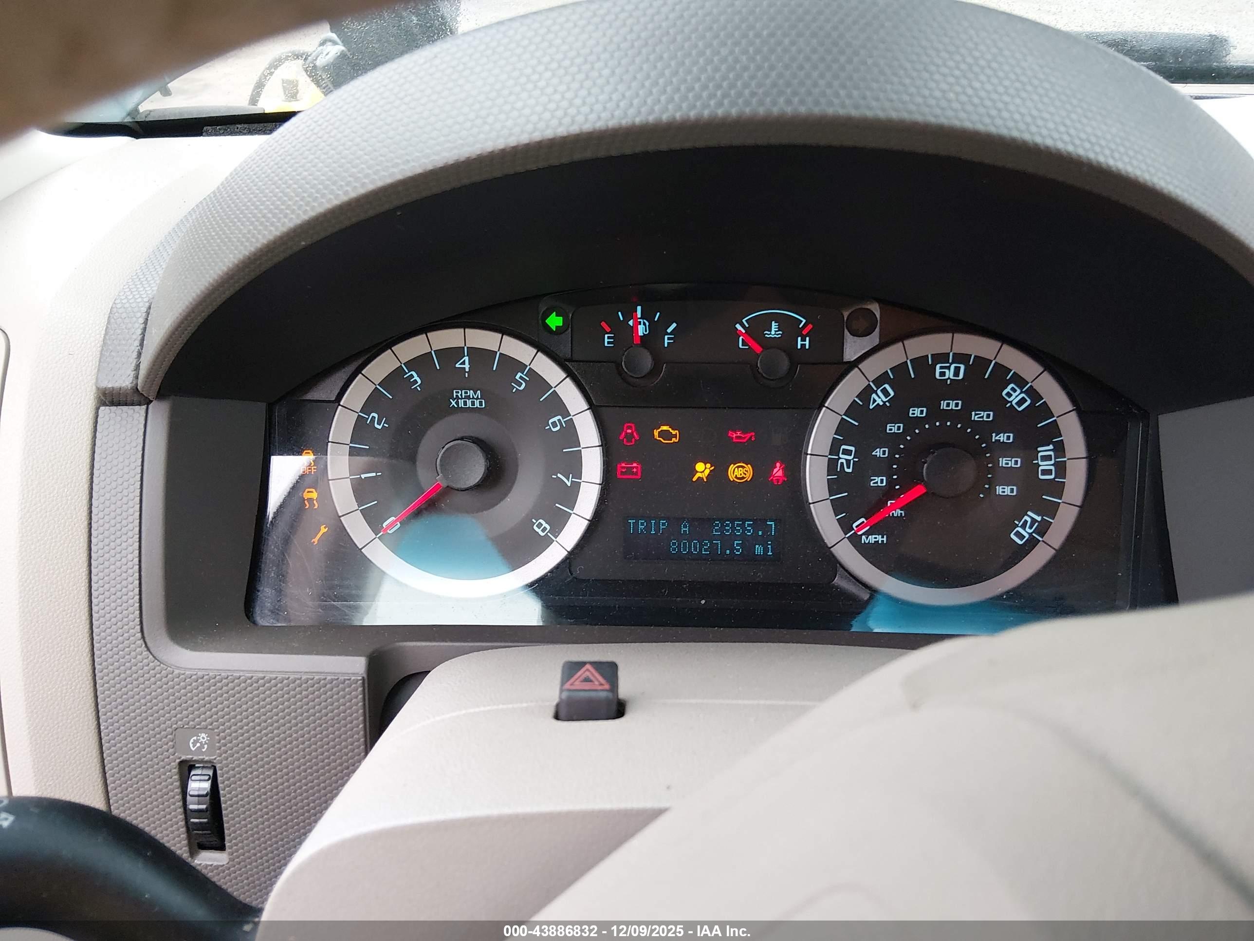 FORD ESCAPE image 7