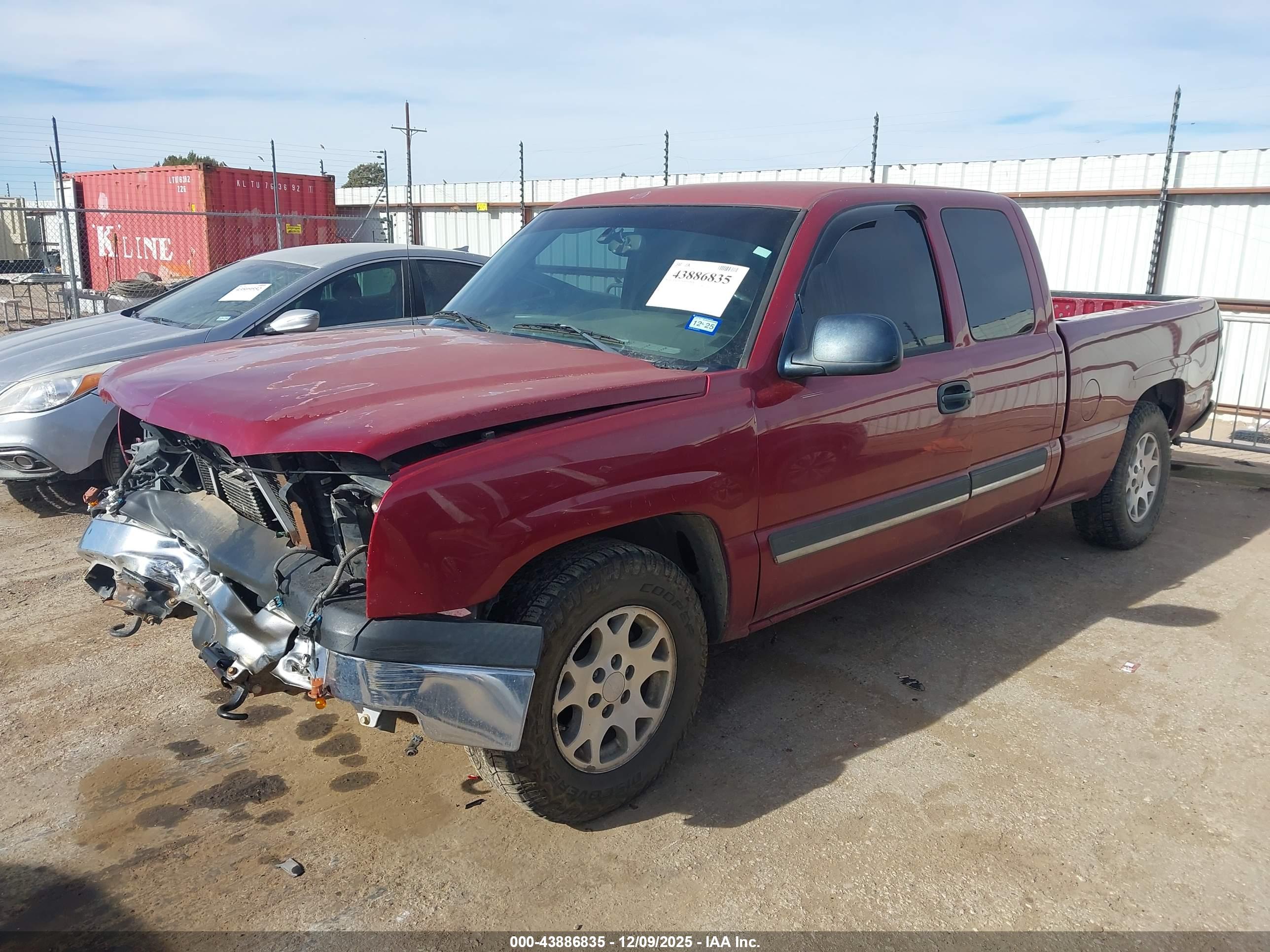 CHEVROLET SILVERADO image 2