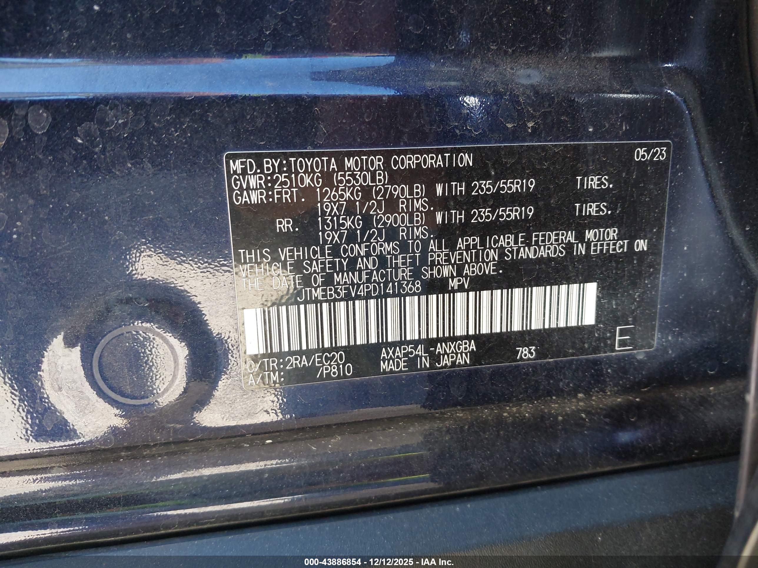 TOYOTA RAV4 image 9