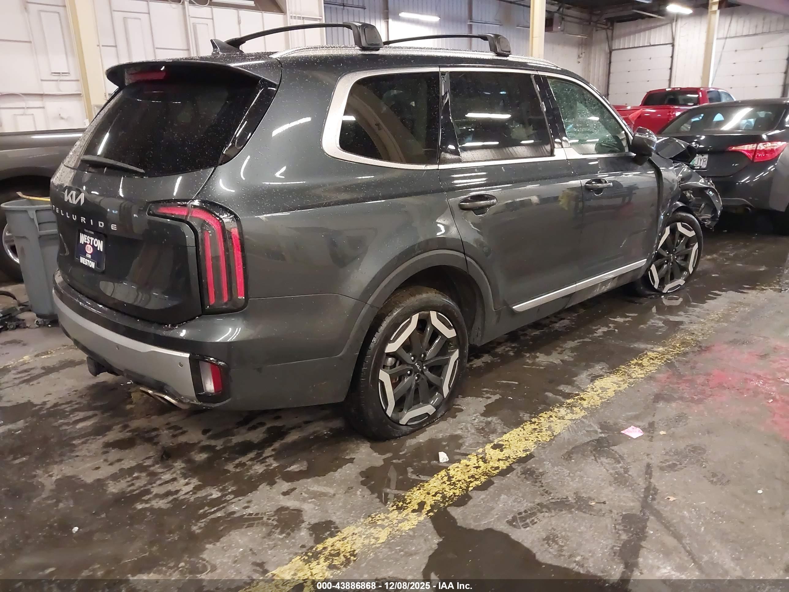 KIA TELLURIDE image 4
