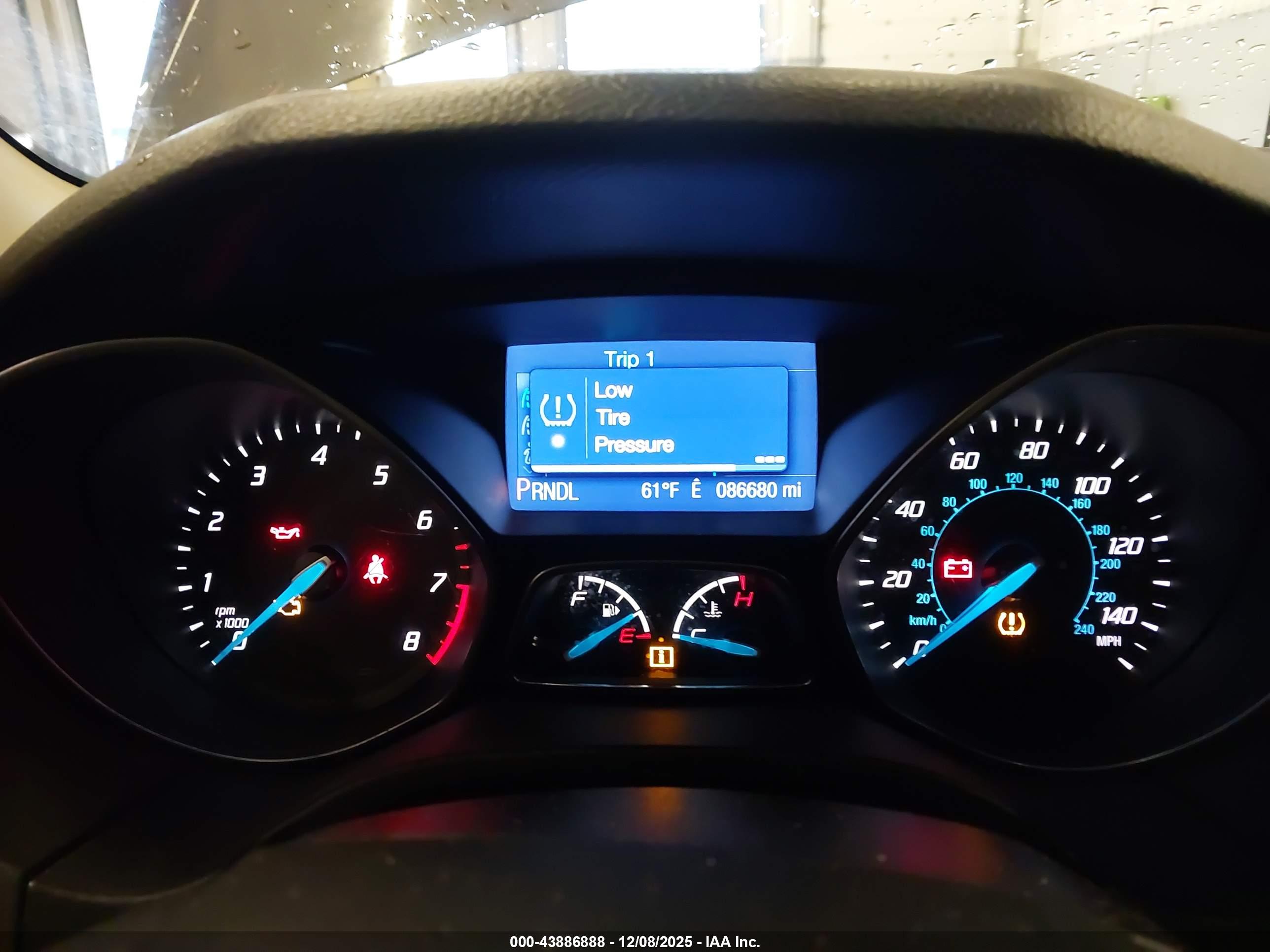 FORD FOCUS image 7
