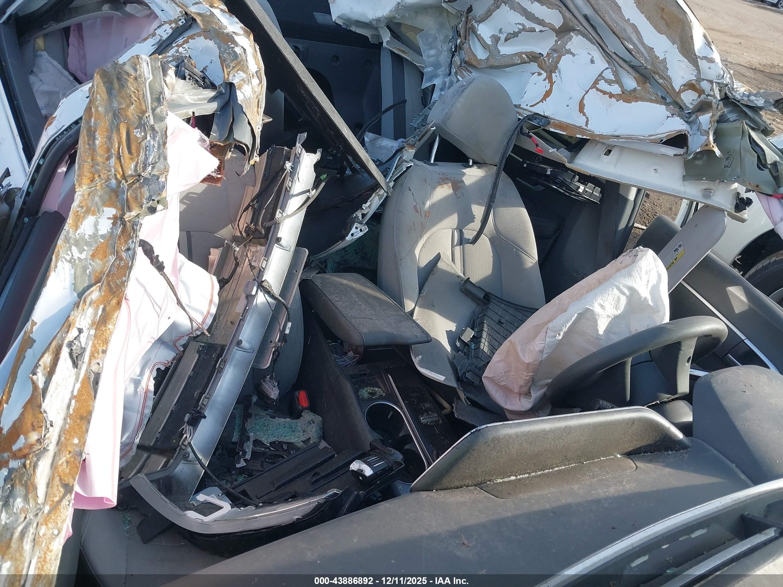 HYUNDAI SONATA image 5