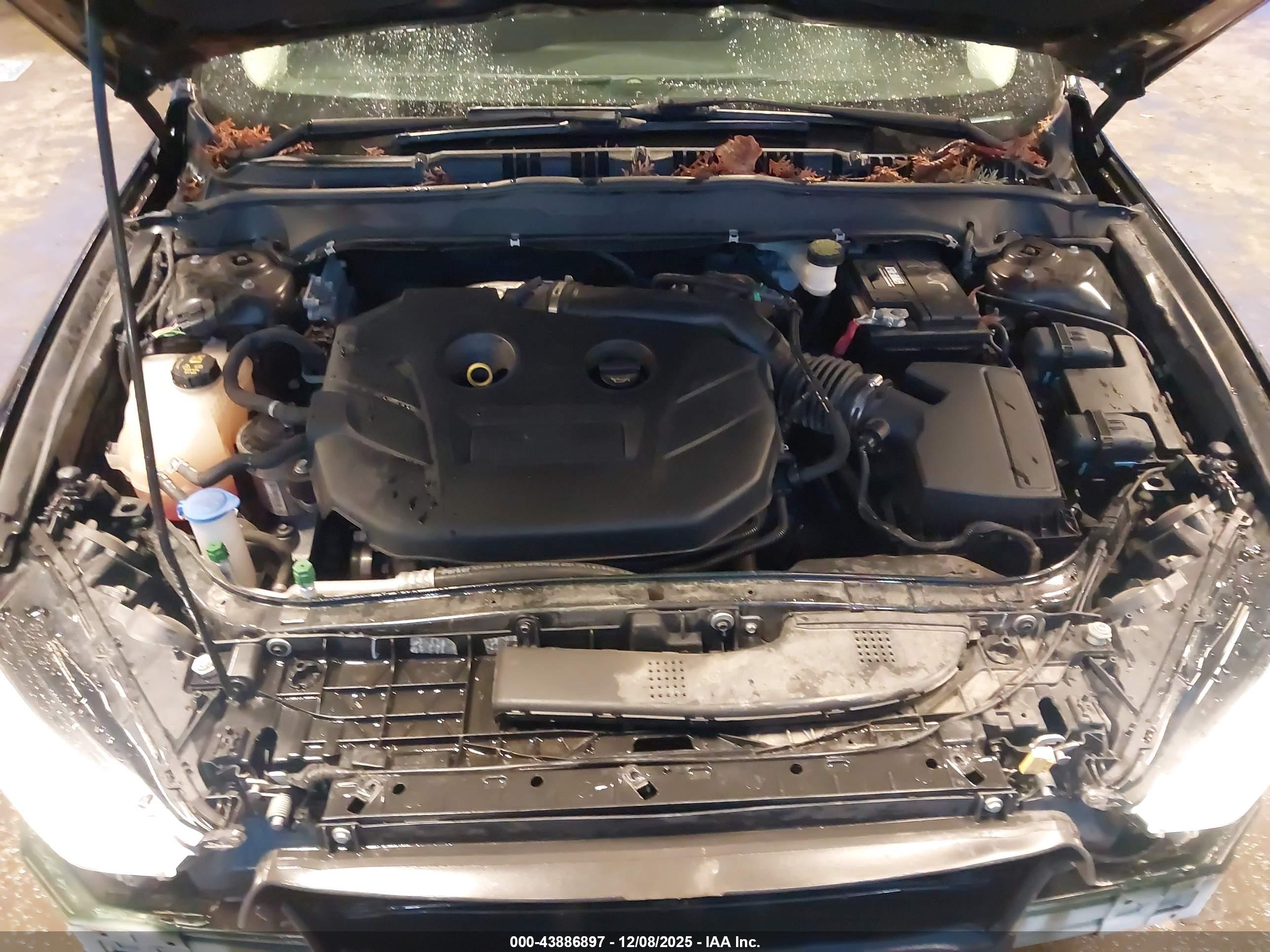 FORD FUSION image 10