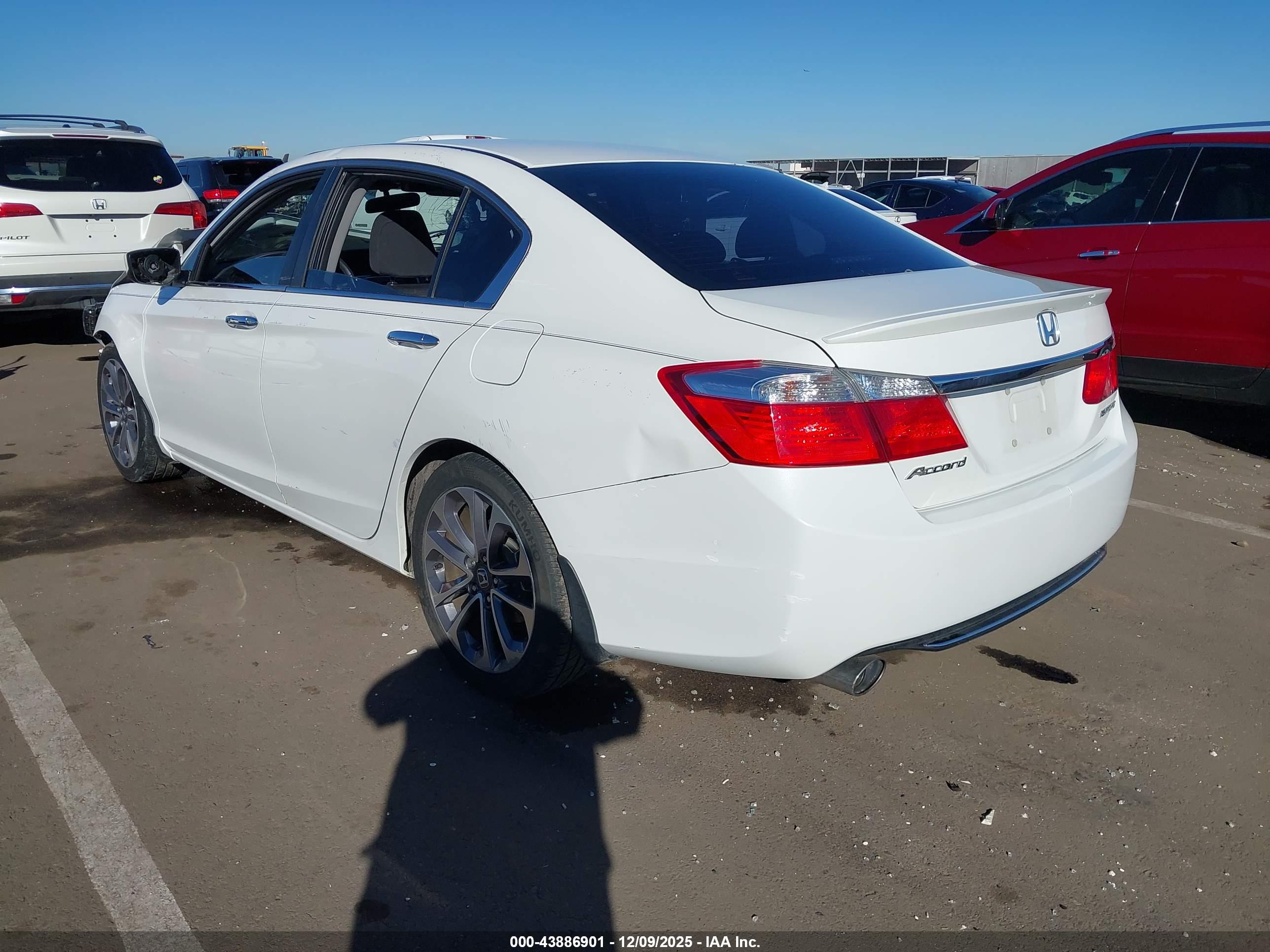 HONDA ACCORD image 3