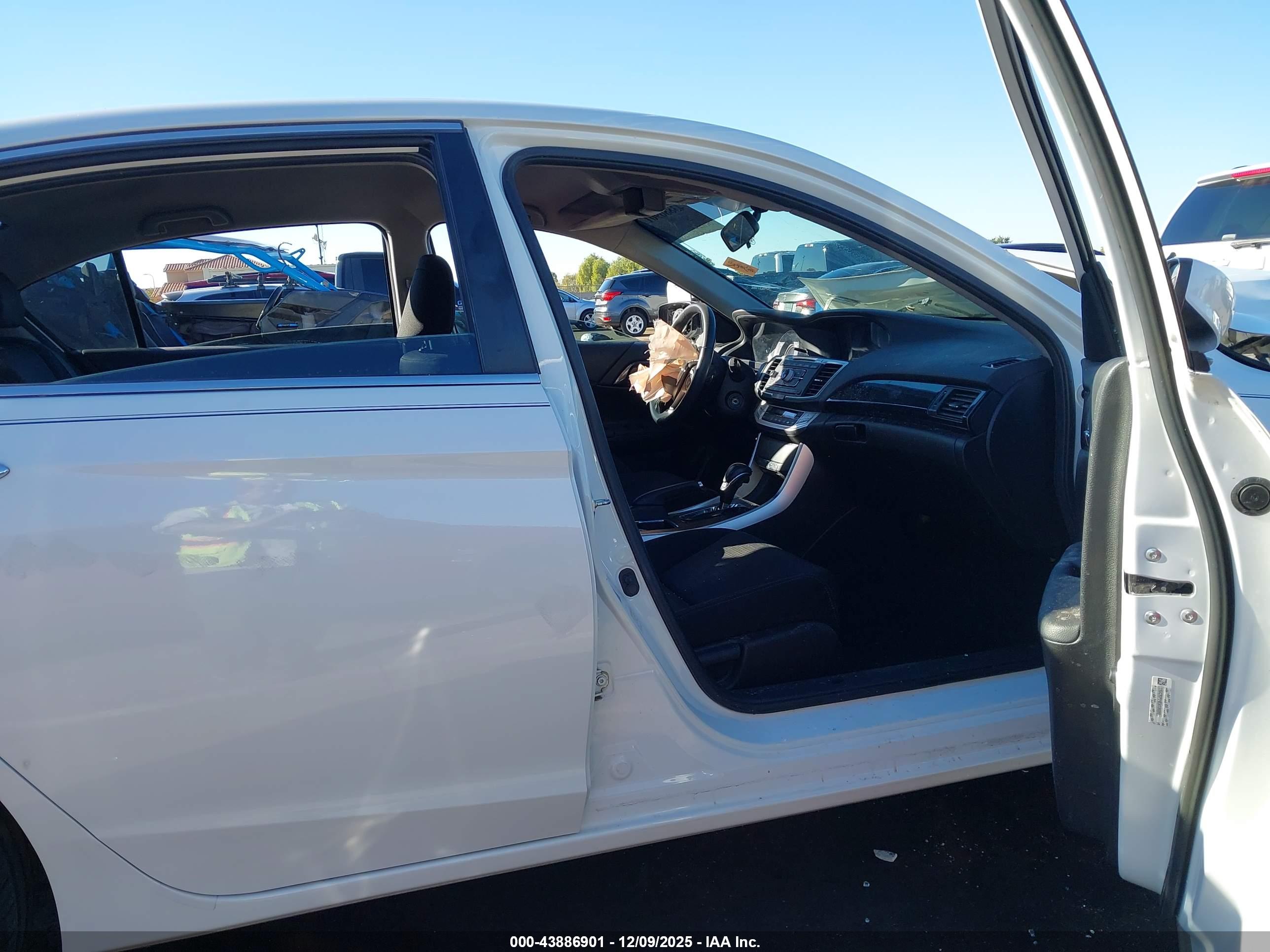 HONDA ACCORD image 5