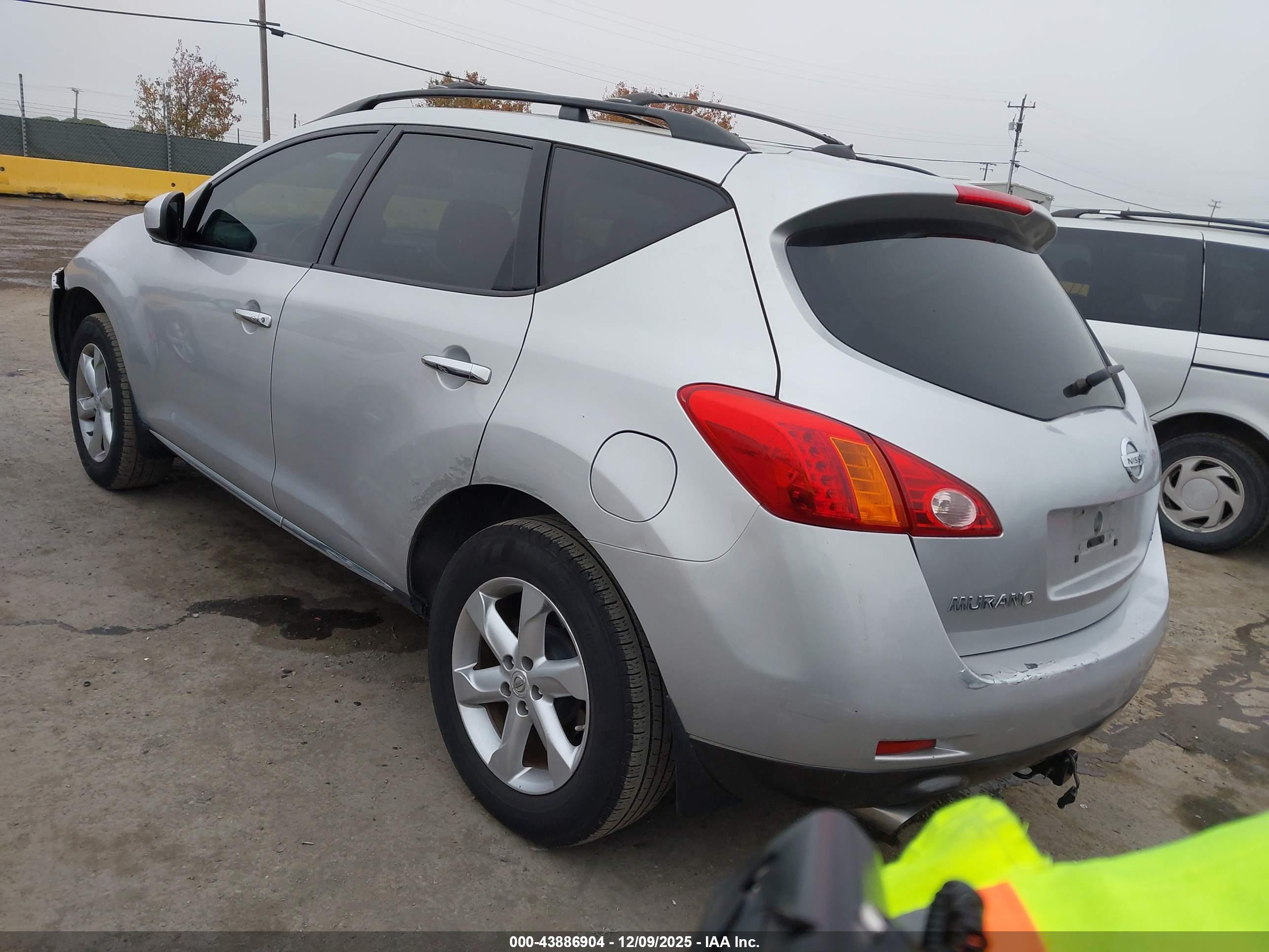 NISSAN MURANO image 3