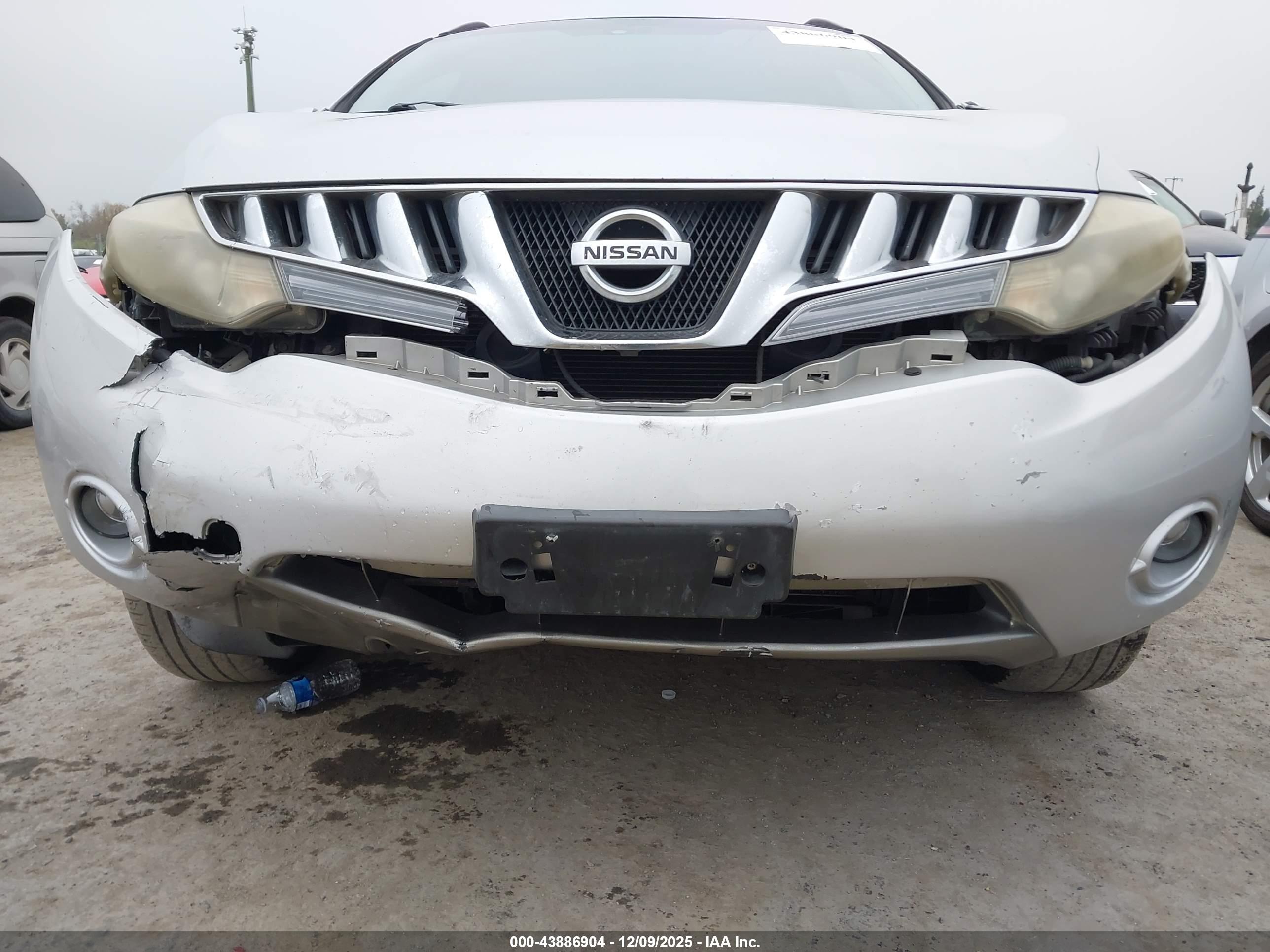 NISSAN MURANO image 6