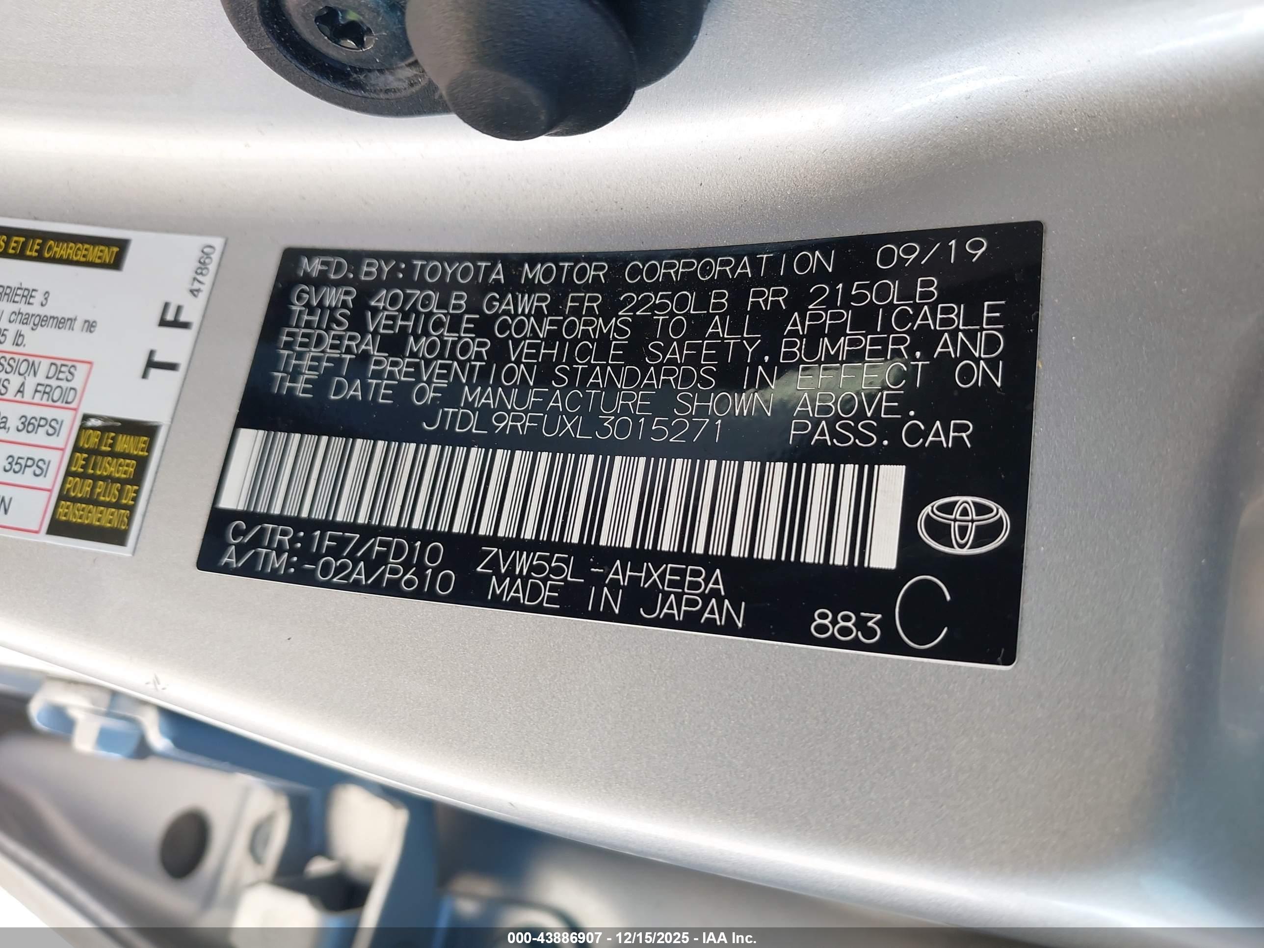 TOYOTA PRIUS image 9
