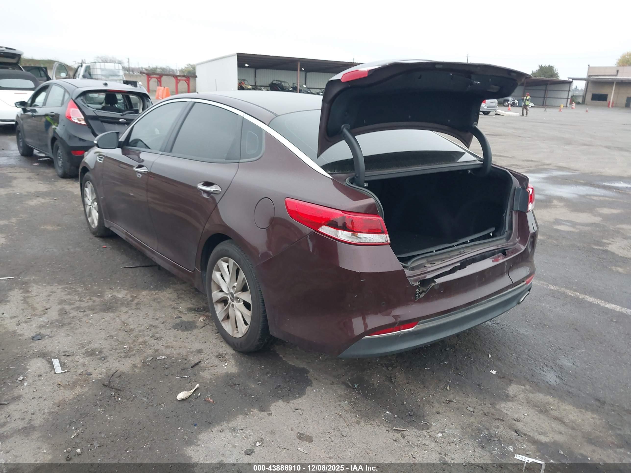 KIA OPTIMA image 3