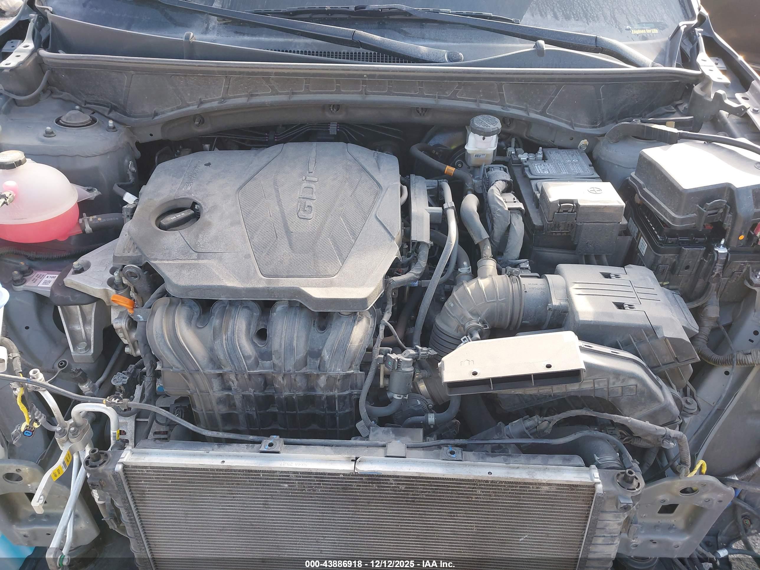 HYUNDAI TUCSON image 10