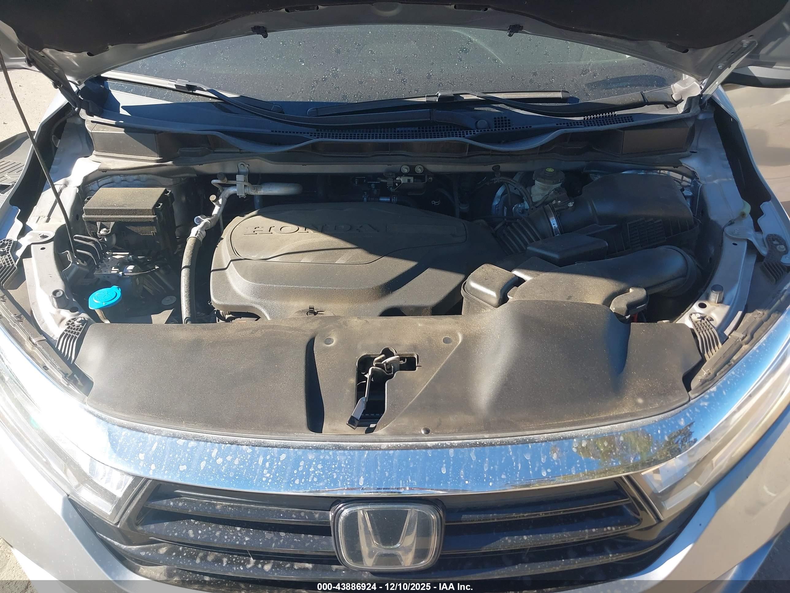 HONDA ODYSSEY image 10